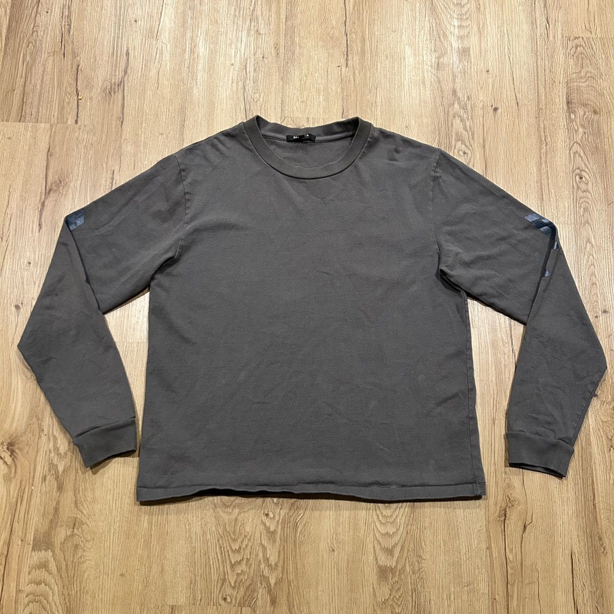 Yeezy Yeezy Season 6 Calabasas Long Sleeve Tee Core Indigo Large found on CutThwice