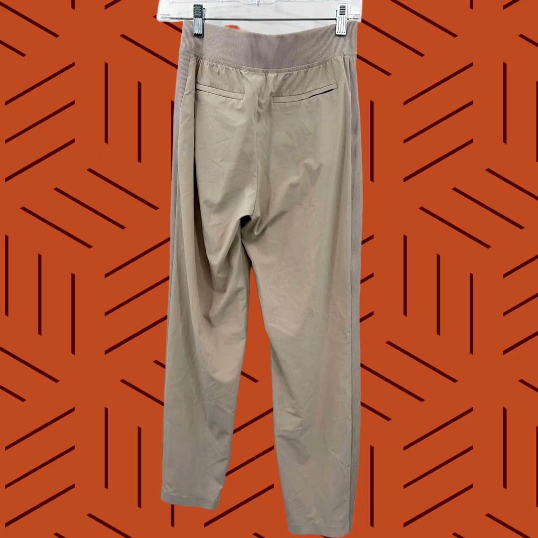 Athleta Athleta Pull On Pants Tan 0 Regular Size 25" / US 0 / IT 36 - 1 Thumbnail