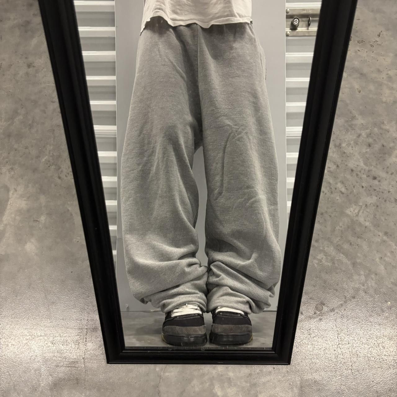Japanese Brand × Vintage Crazy Vintage Y2K/2000s Baggy Light Grey Streetwear Skater Essential Sweatpants! Size US 34 / EU 50 - 2 Thumbnail