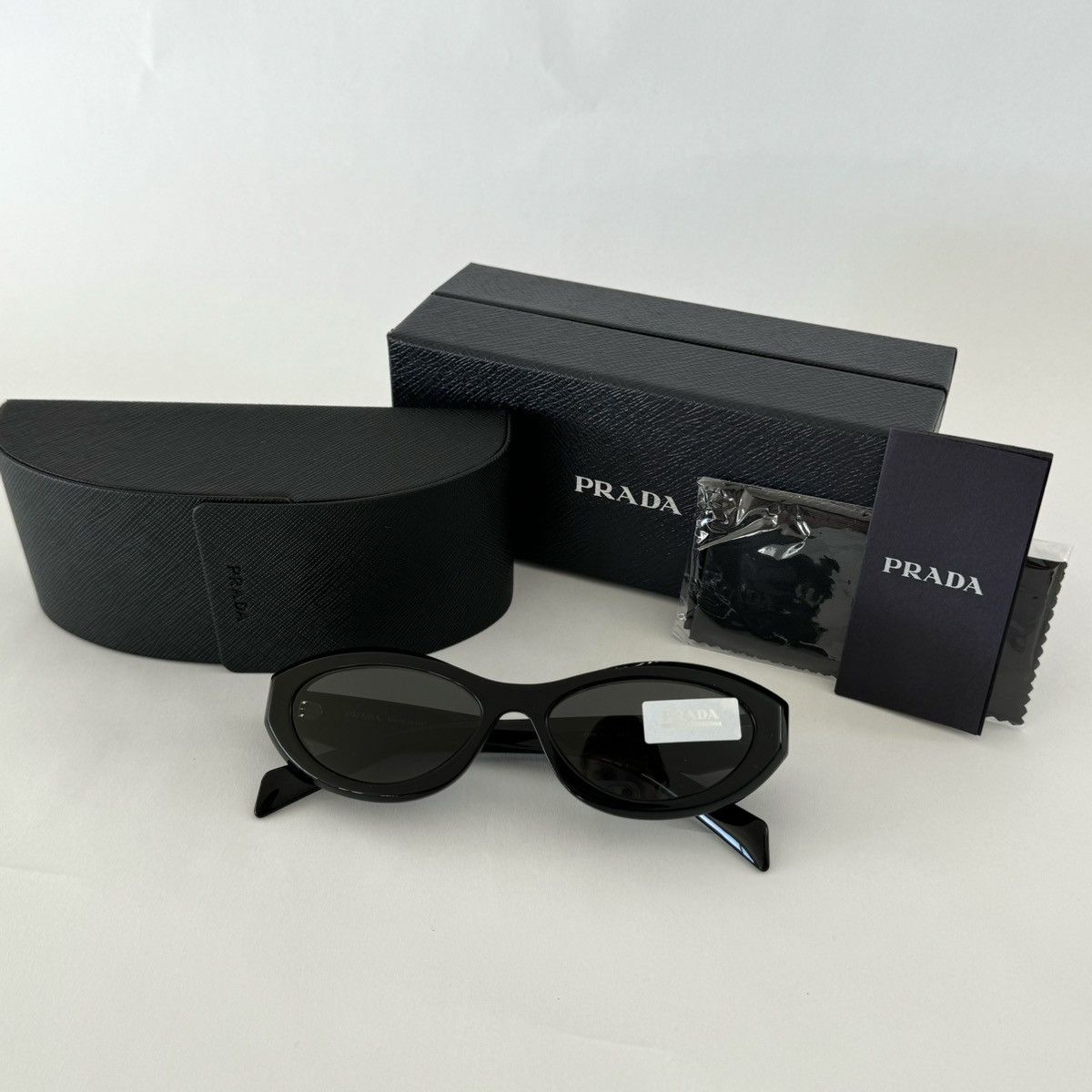 Prada NWT PRADA Symbole PR26Z Black Sunglasses, 100  display picture 3
