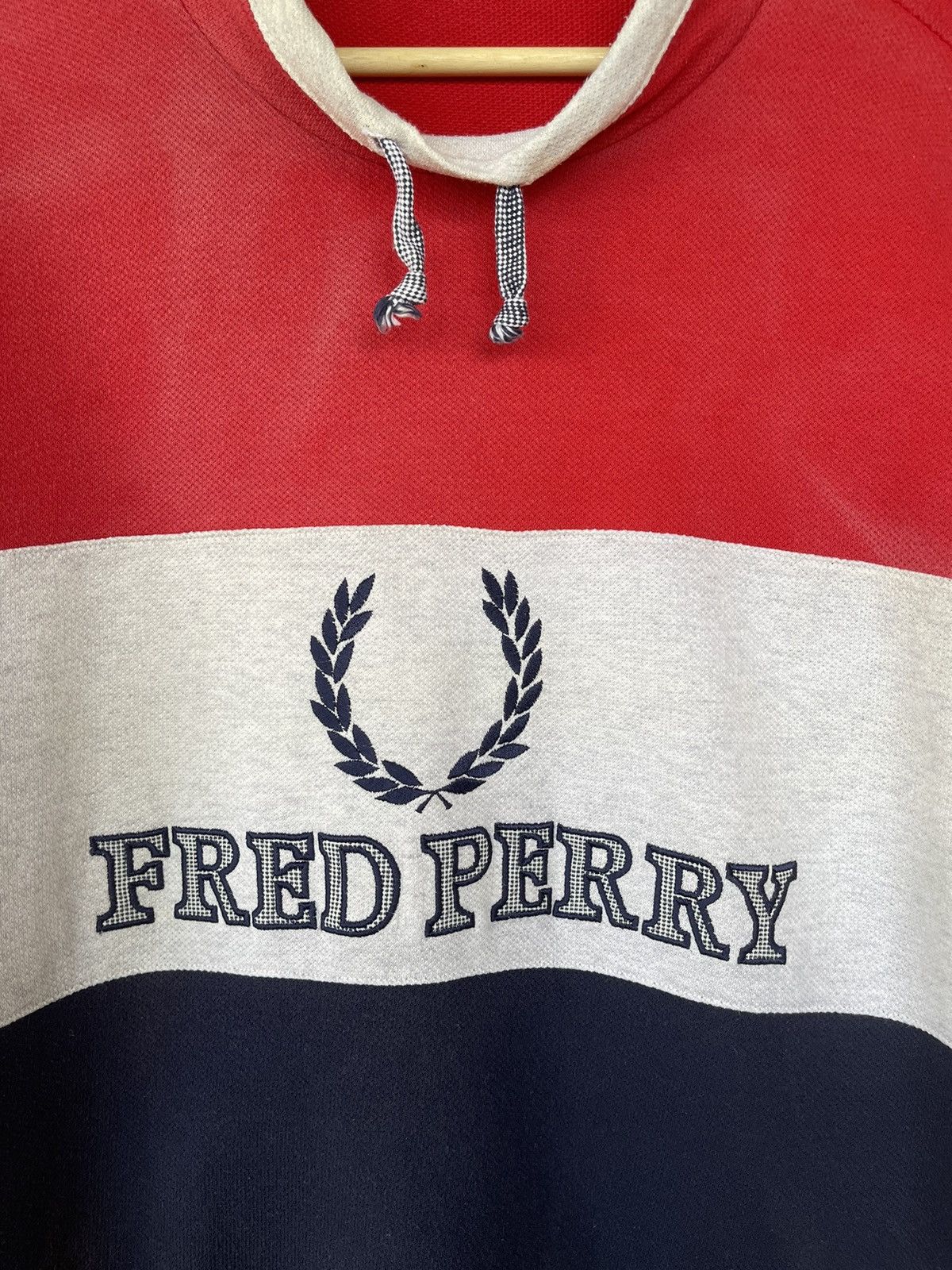 Fred Perry RAREST‼️Vintage90s🔥FRED PERRY🔥Embroidered Big logo Longsleeve Size US L / EU 52-54 / 3 - 3 Thumbnail
