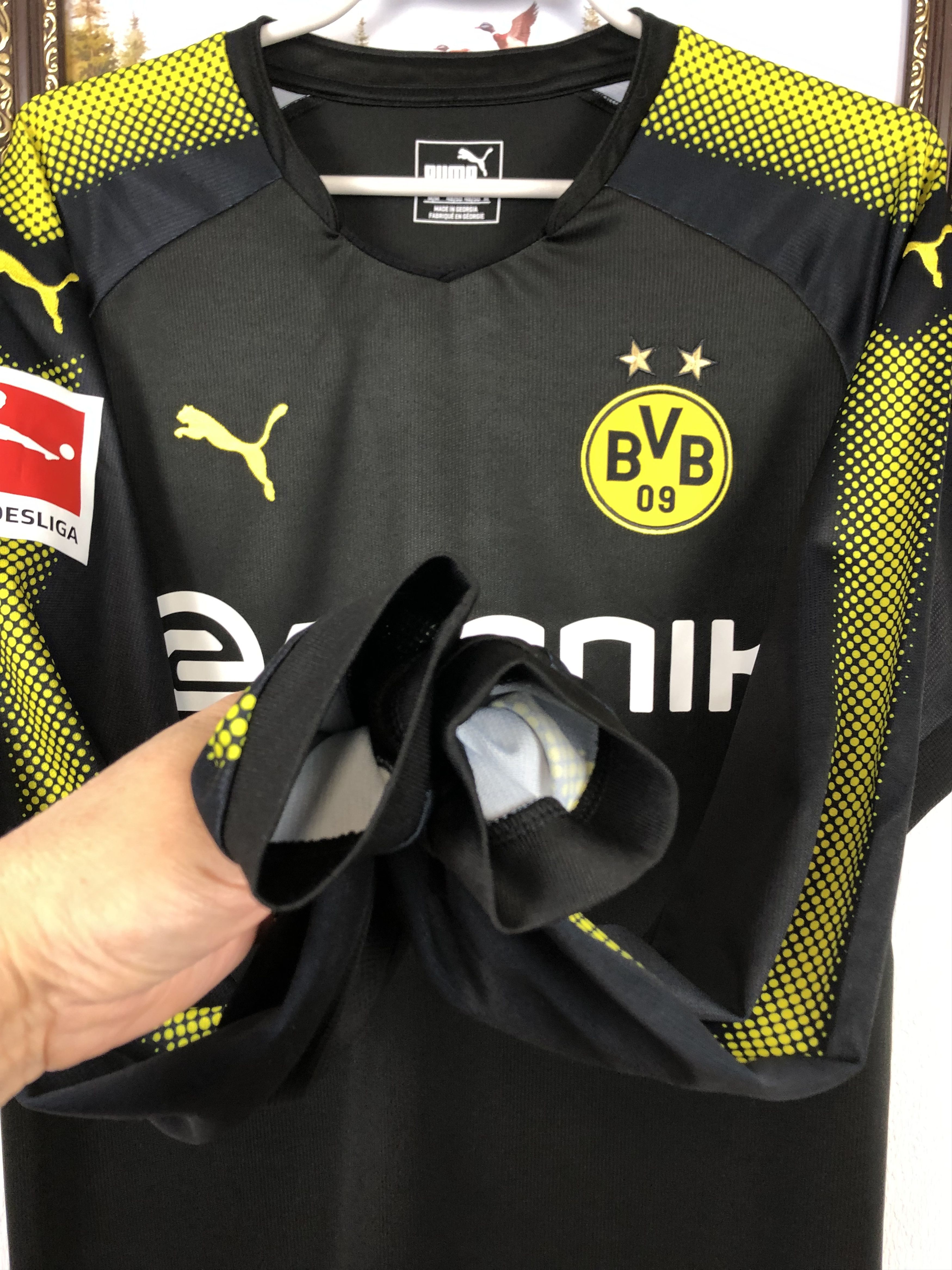 Puma Borussia Dortmund Football Shirt Long Sleeve Jersey Rare Size US M / EU 48-50 / 2 - 9 Thumbnail
