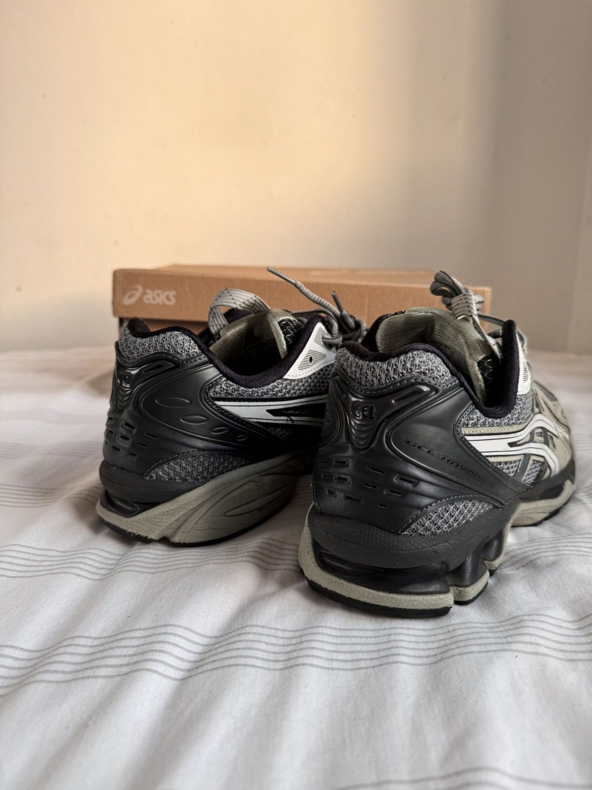 Asics × Kiko Kostadinov ASICS UB1-S Gel-Kayano 14 Kiko Kostadinov Size US 10 / EU 43 - 4 Thumbnail