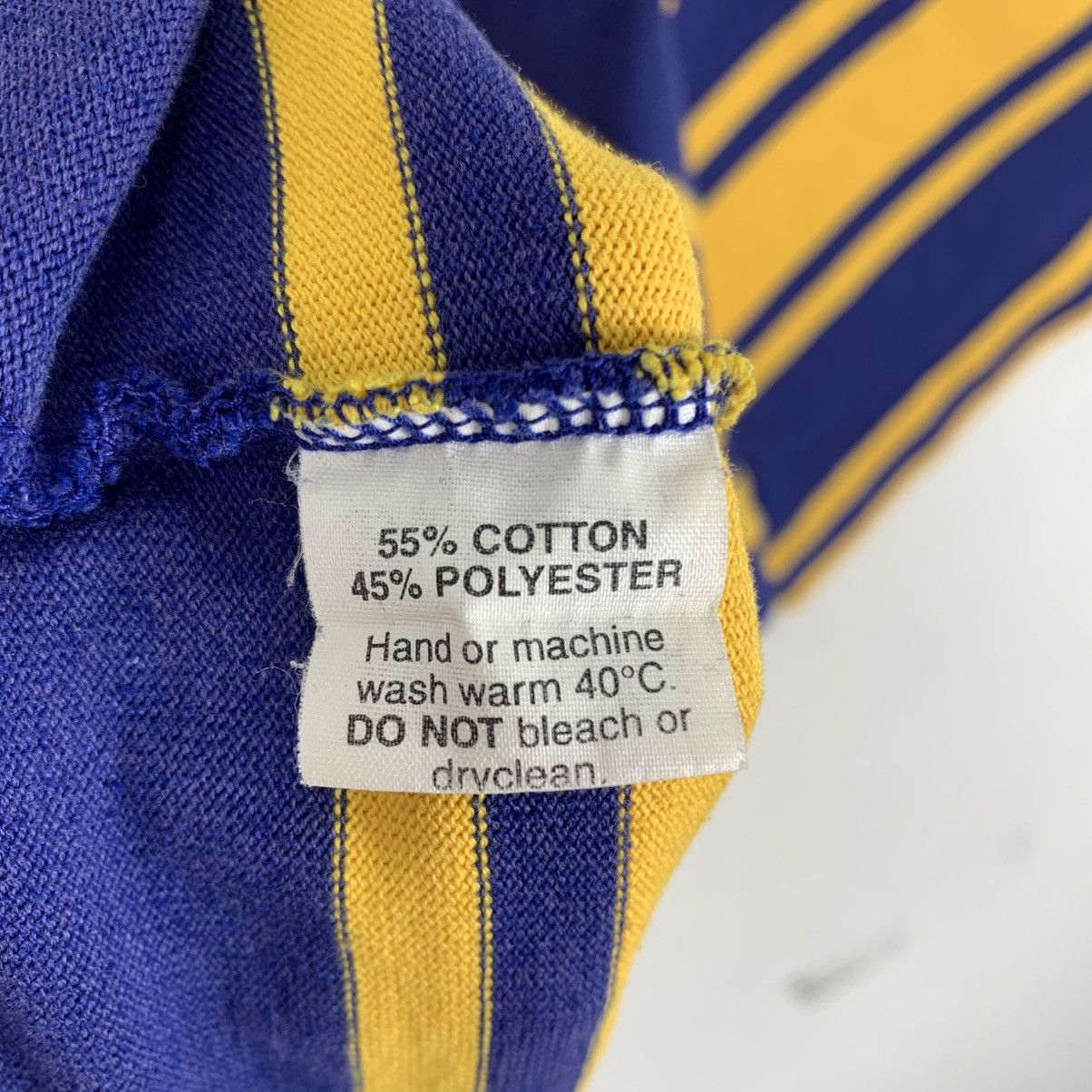 Vintage Vintage CARISBROOK Clothing New Zealand Rugby Hammers Tshirt Size US L / EU 52-54 / 3 - 7 Thumbnail