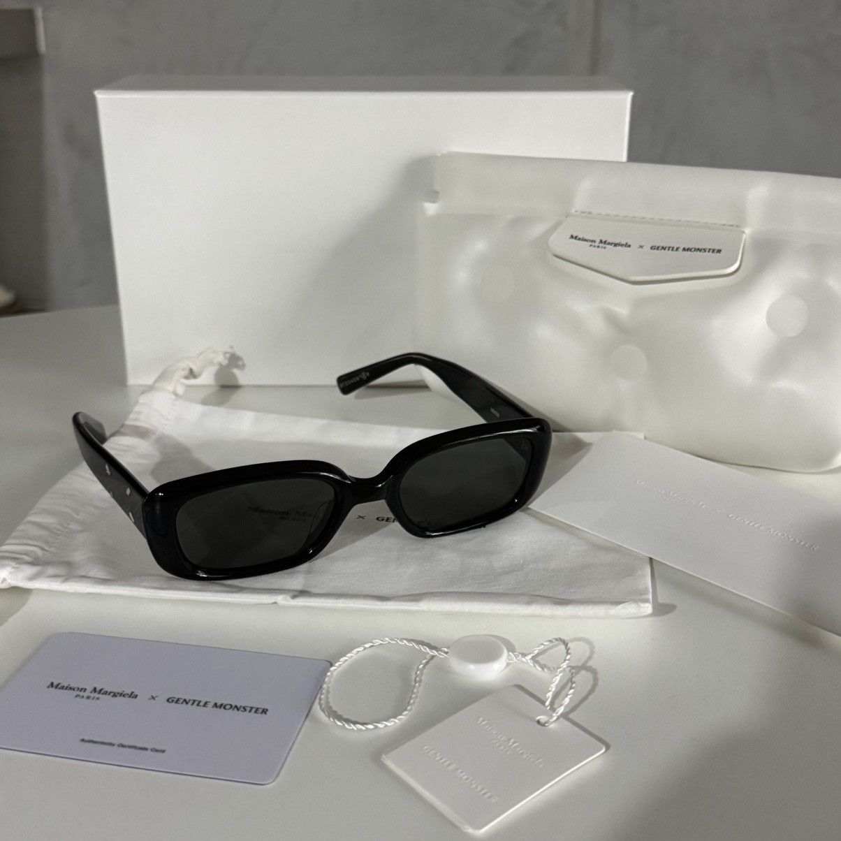 Gentle Monster × Maison Margiela Gentle Monster x Maison Margiela Sunglasses MM106 Size ONE SIZE - 1 Thumbnail