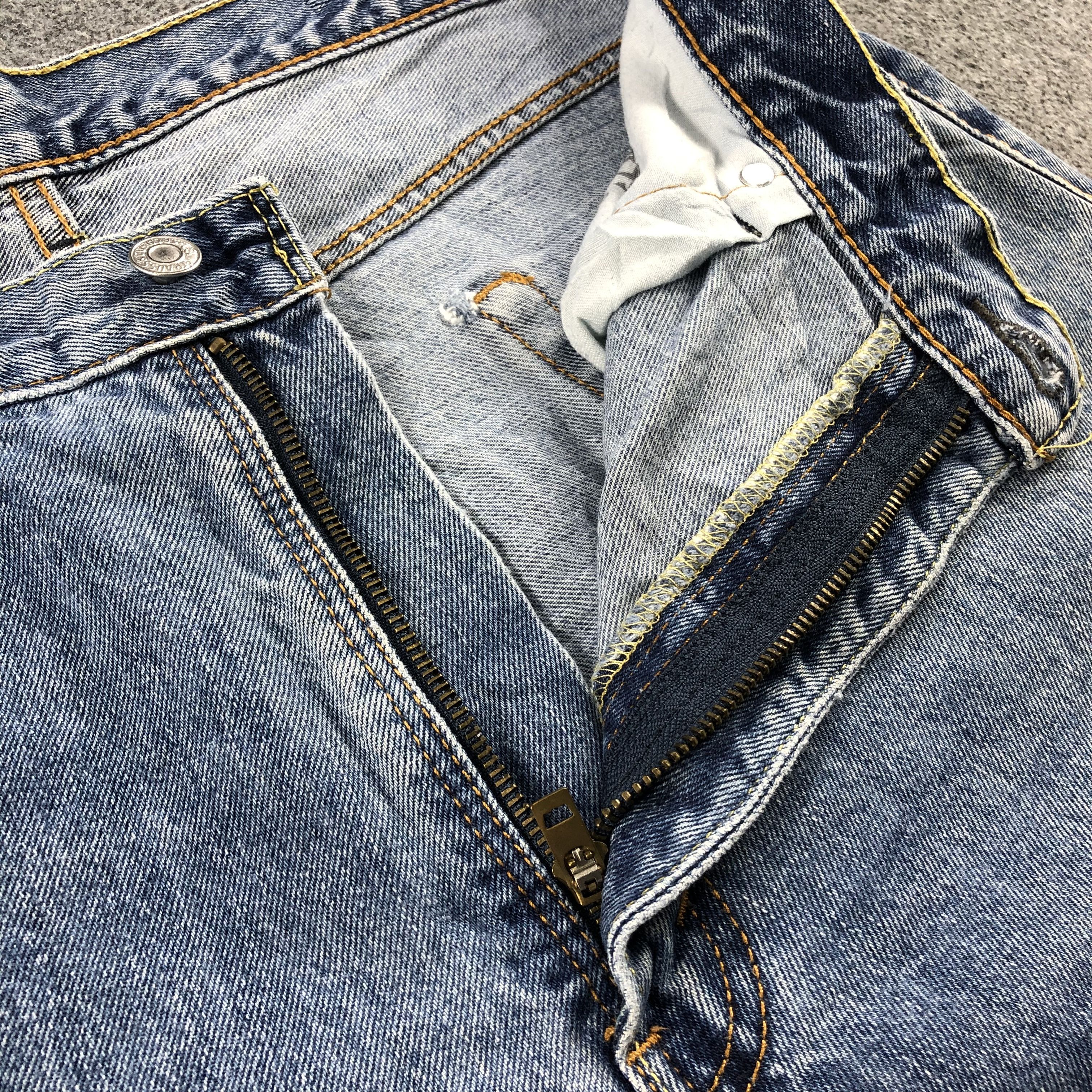 Levi's Vintage Blue Wash Levis 550 Jeans-J2144 Size US 36 / EU 52 - 12 Thumbnail