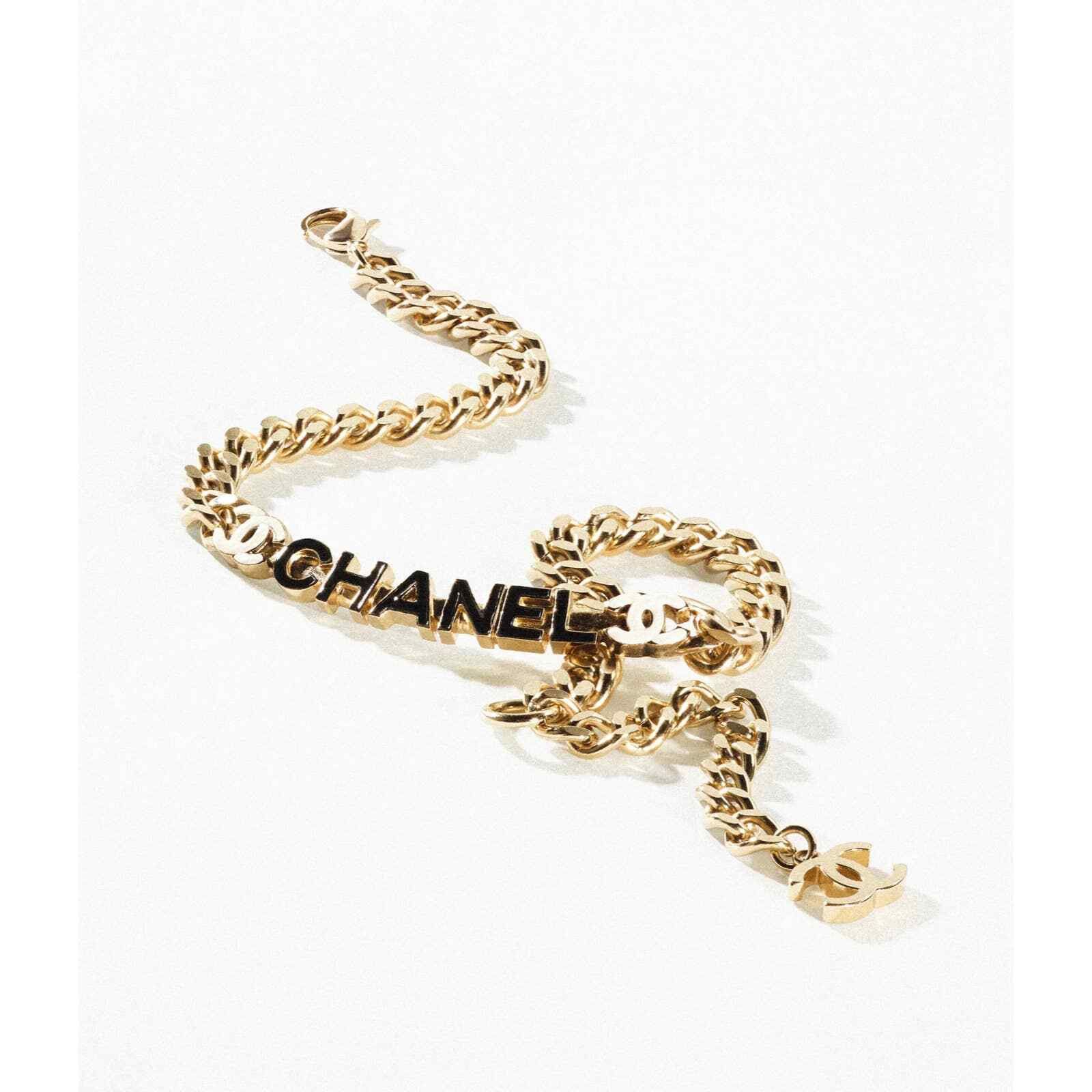 Chanel Chanel 22S Gold Name Plate CC Logo Short Choker Necklace Size ONE SIZE - 7 Thumbnail
