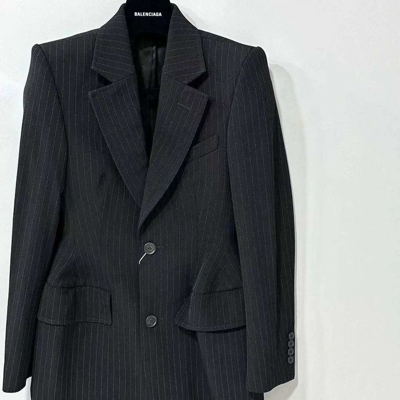 Balenciaga Balenciaga size 34 jacket Size XS / US 0-2 / IT 36-38 - 2 Thumbnail