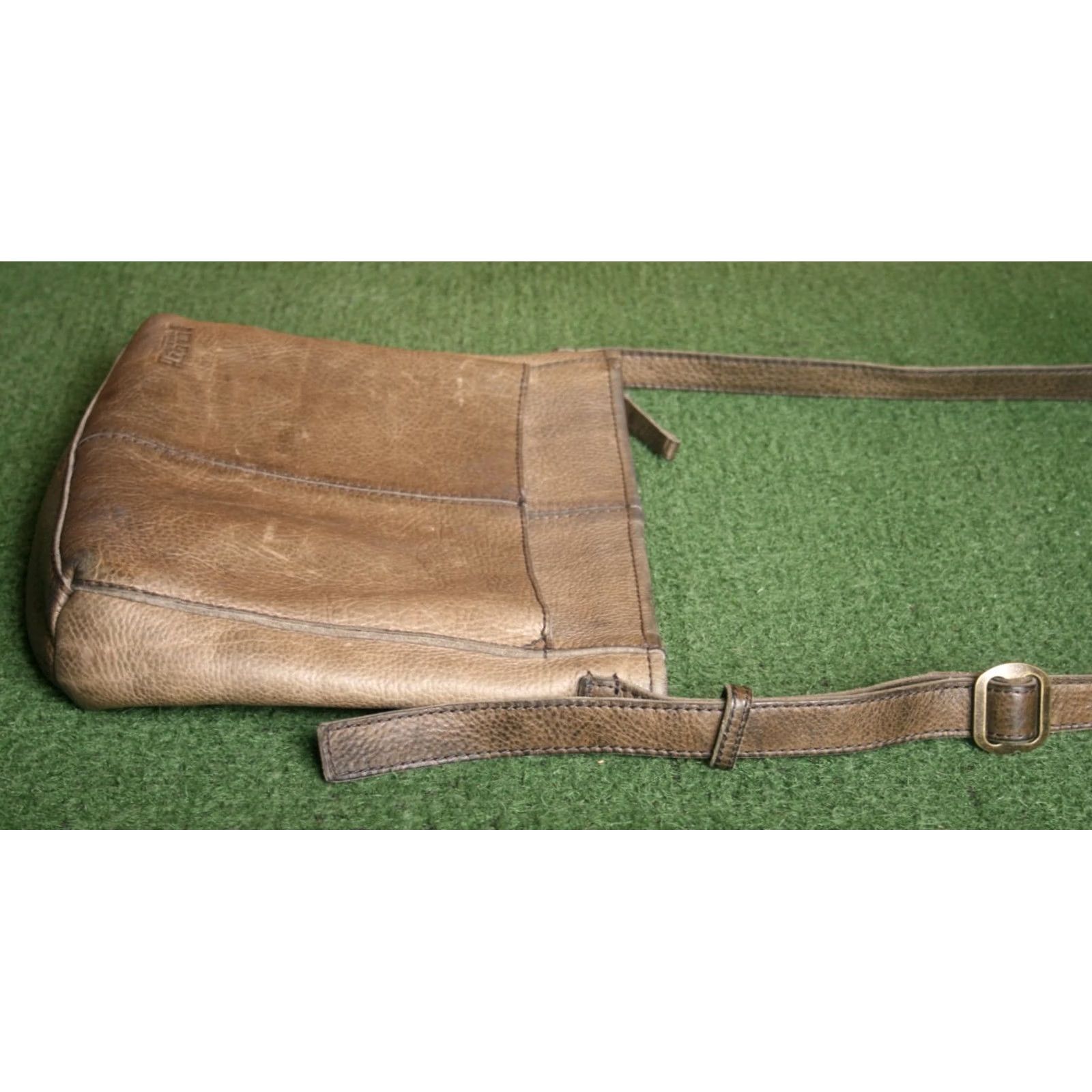 Vintage Duluth Trading Co. Leather Saddle Crossbody Bag Purse Stone Brown Lifetime Crossbody Handbag Women Leather Exterior Zip Closure Size ONE SIZE - 5 Thumbnail