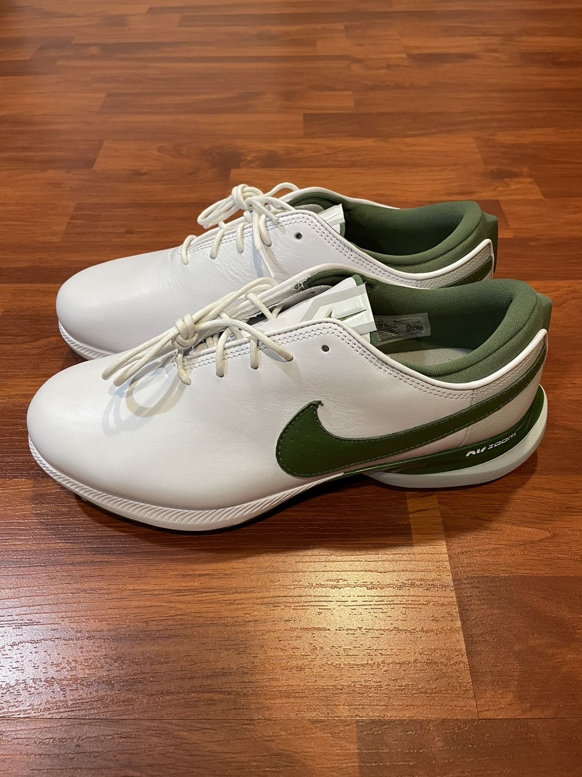 Nike Nike Air Zoom Victory Tour 2 Wide White Green size mens 10 Size US 10 / EU 43 - 2 Thumbnail