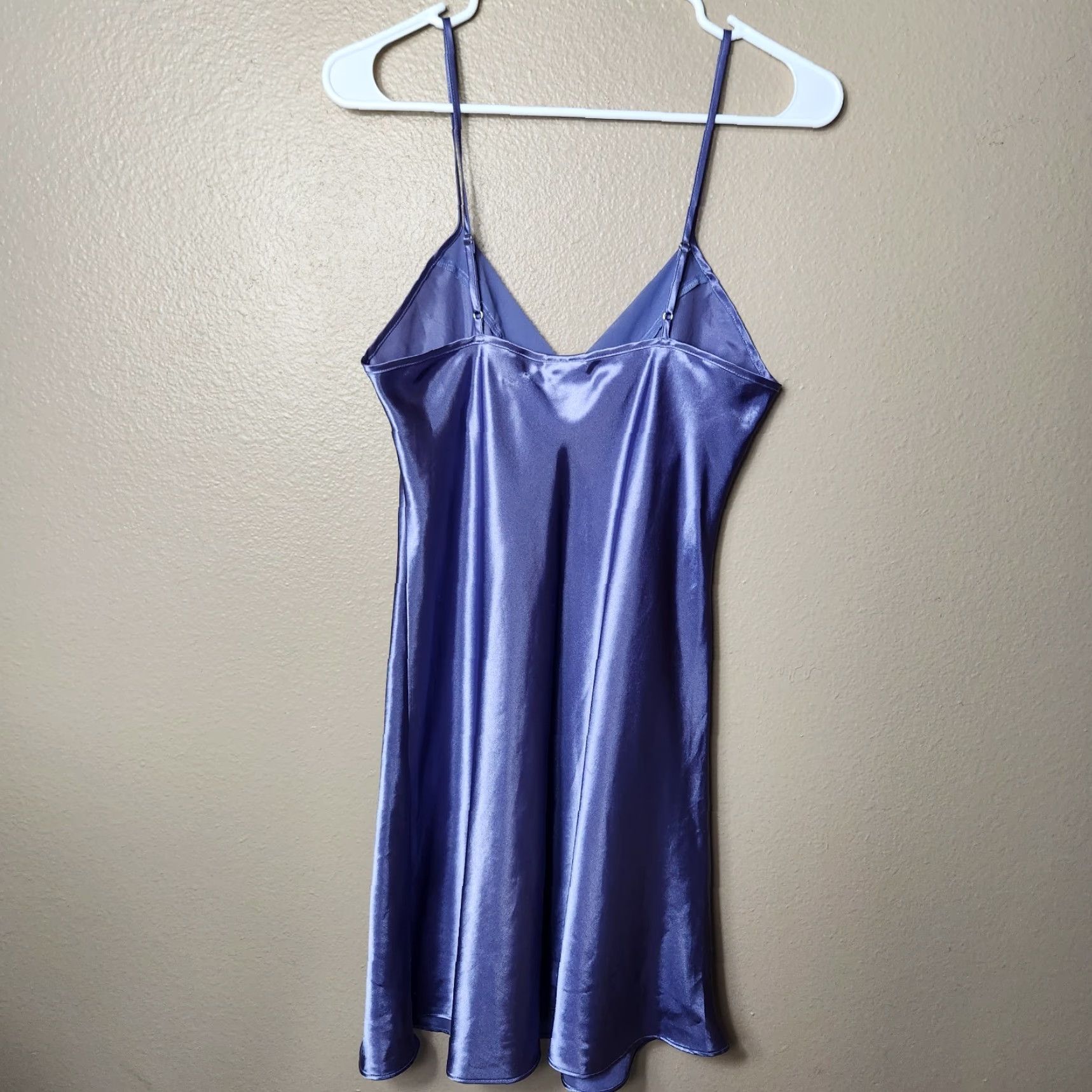 Liz Claiborne Liz Claiborne Purple Satin Nightie Dress-Size M Women Nightgown Chemise Rosette Adjustable Straps Velvet Romantic Sexy 90s? Size M / US 6-8 / IT 42-44 - 6 Thumbnail