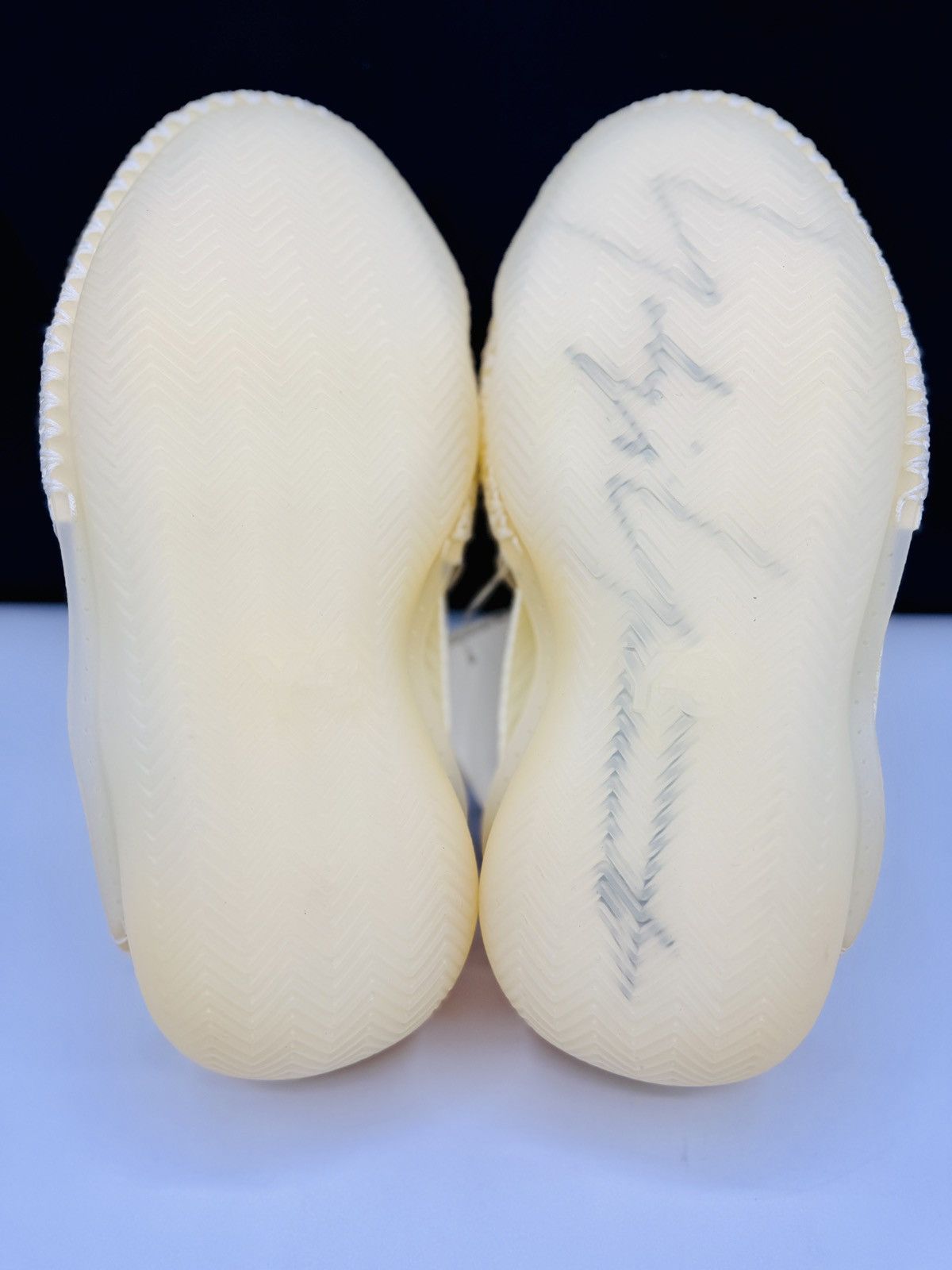 Yohji Yamamoto Yohji Yamamoto Adidas Y-3 ITOGO Cream Shoes Men's 9.5 ID1807 Size US 9.5 / EU 42-43 - 12 Thumbnail