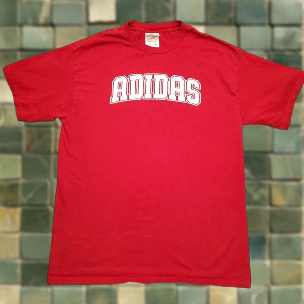 Adidas VINTAGE Adidas Shirt Mens M Red Logo Short Sleeve Cotton Casual Sports Y2k Size US M / EU 48-50 / 2 - 1 Thumbnail