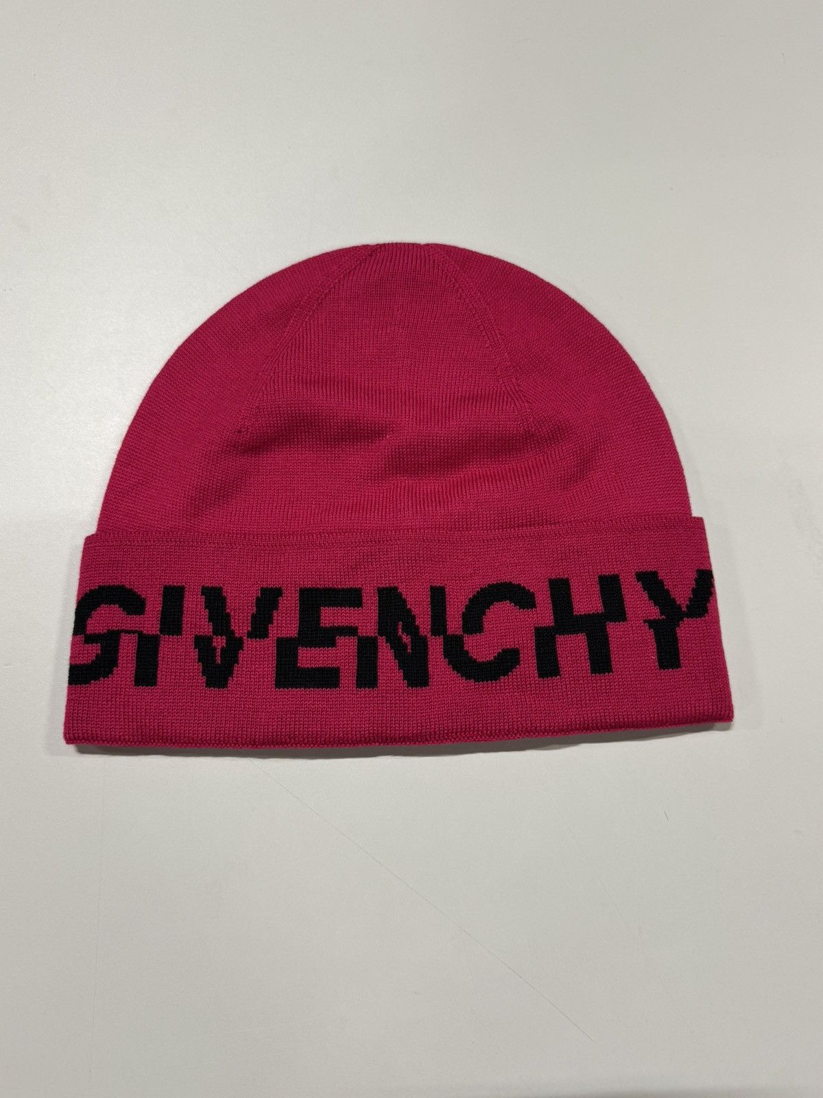 Givenchy Givenchy Logo Beanie NEW 450$ Size ONE SIZE - 1 Thumbnail