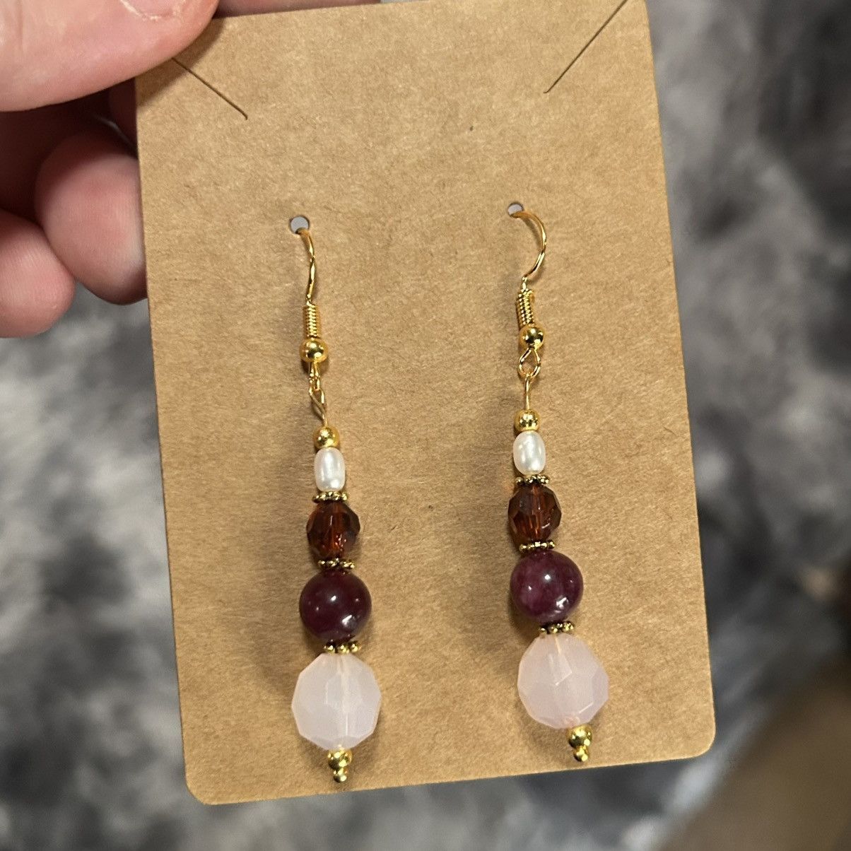 Handmade Handcrafted elegant vintage blush lucite bead earrings Size ONE SIZE - 2 Thumbnail