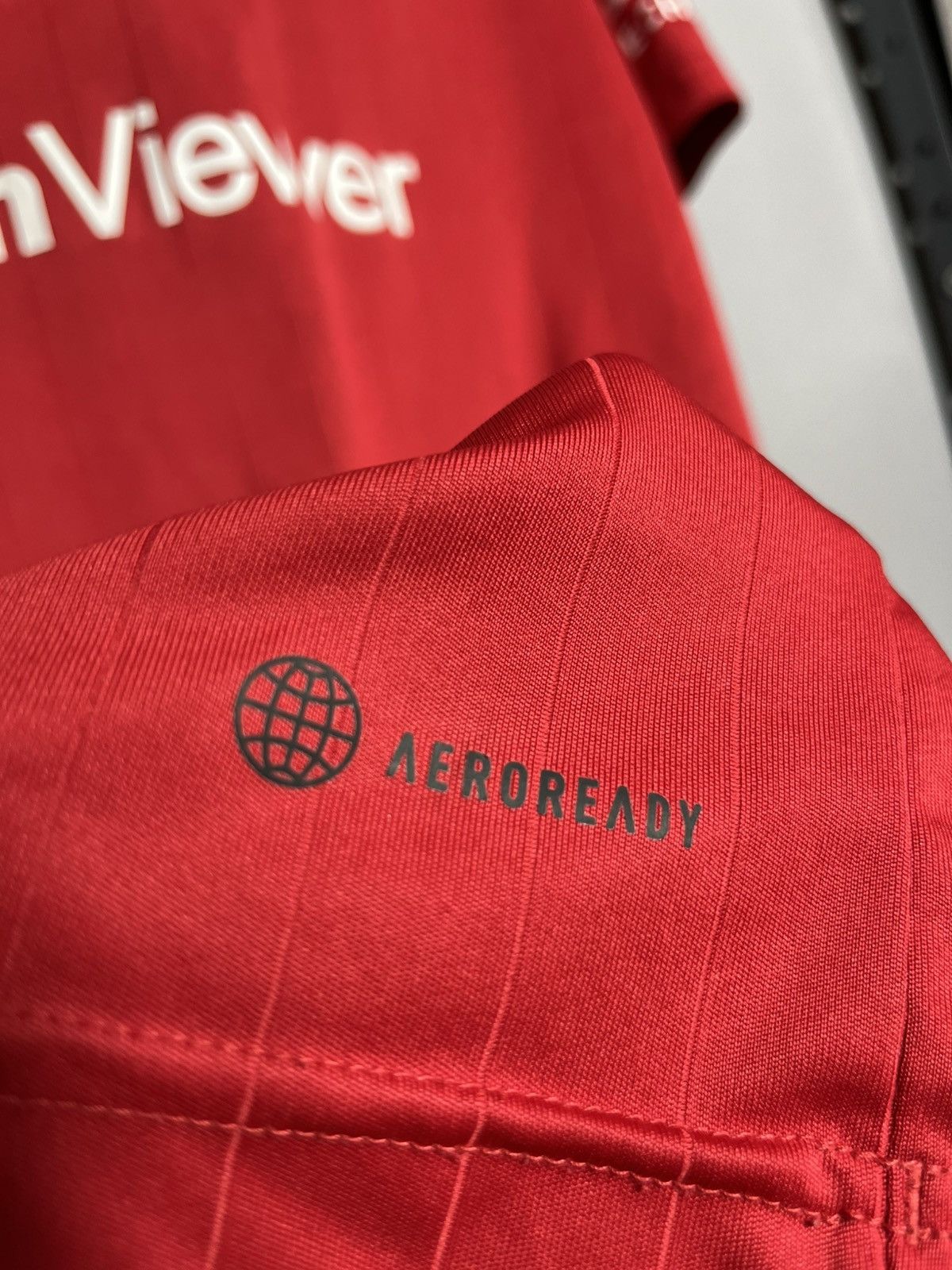 Adidas Manchester United Jersey mens red football 2022 2023 home Size US L / EU 52-54 / 3 - 6 Thumbnail
