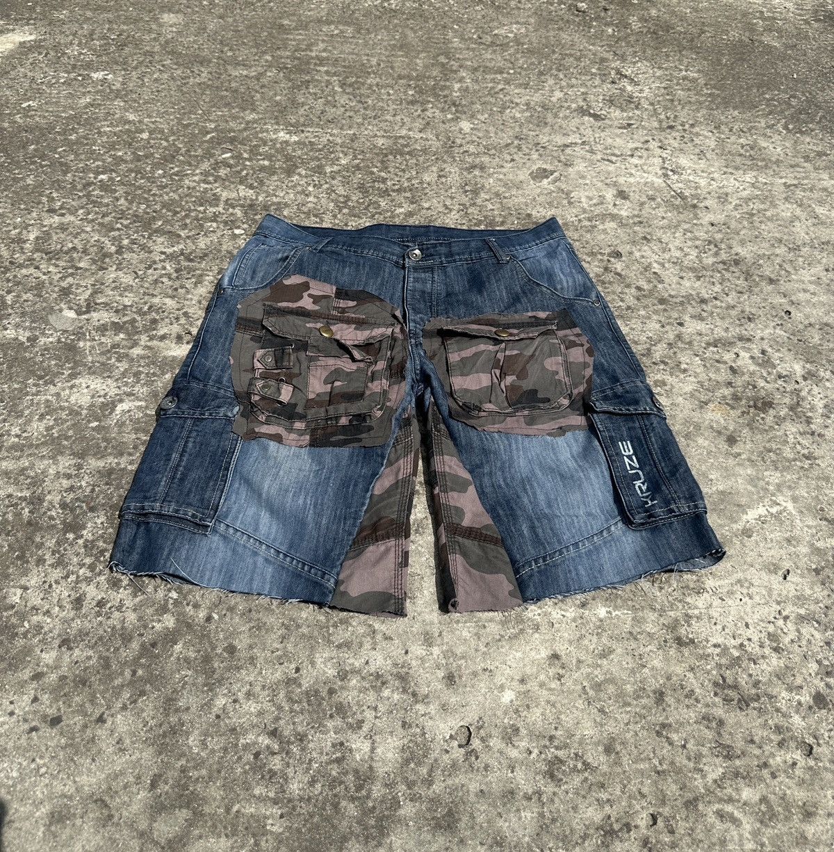 Other Y2K Vintage Cargo Jeans Camo Shorts Streetwear Rare L Custom Size US 34 / EU 50 - 1 Thumbnail
