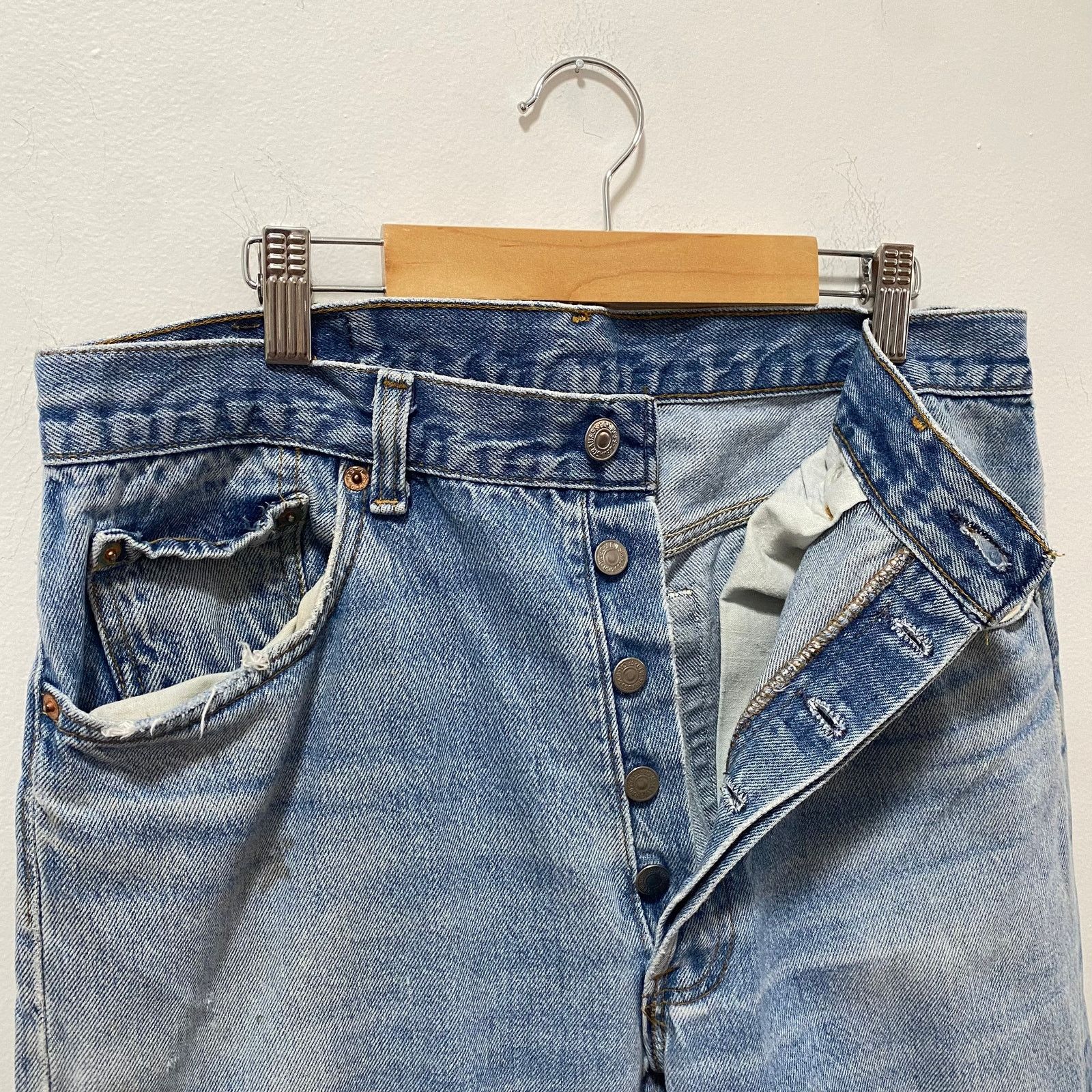 Levi's × Vintage Vintage Levi's 501 Button Fly Denim Jeans Size US 32 / EU 48 - 4 Thumbnail