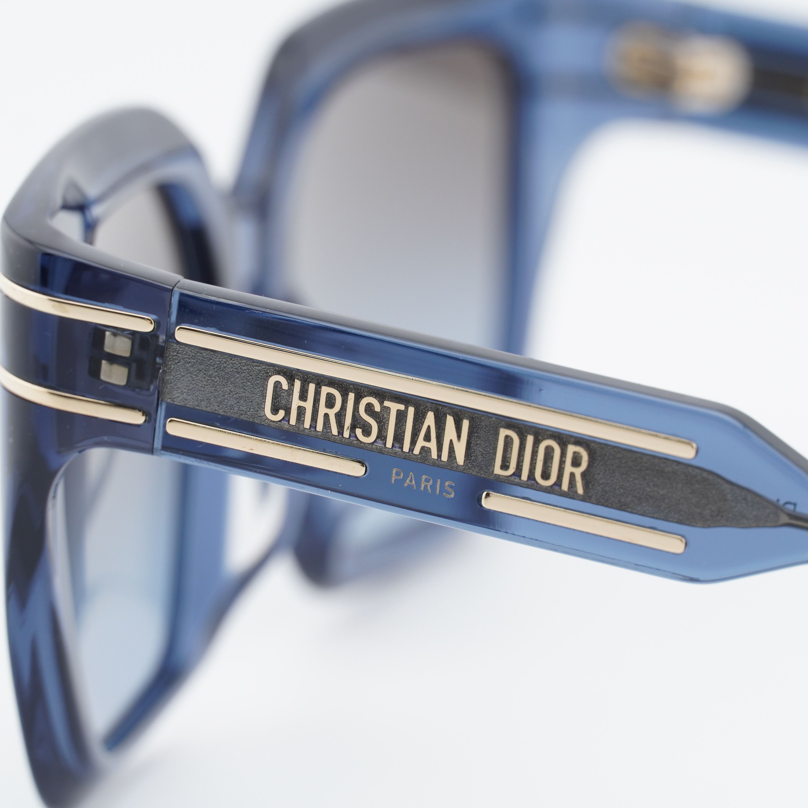 Dior Dior DIORSIGNATURE S10F 30F2 Sunglasses Blue Square Frame Size ONE SIZE - 4 Thumbnail