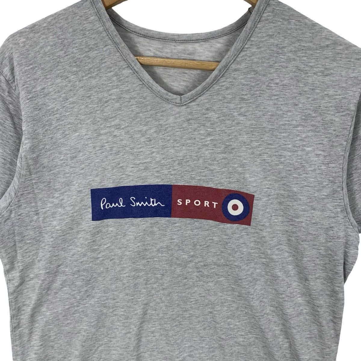 Paul Smith Vintage PAUL SMITH Sport Minimalist Design V Neck Tee Shirt Size US S / EU 44-46 / 1 - 4 Thumbnail