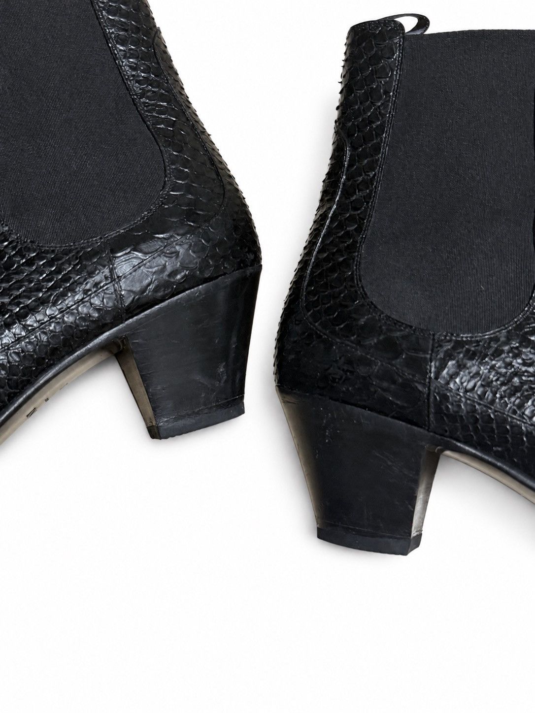Celine CELINE FW24 Runway Hector Python-Embossed Chelsea Boots Size US 12 / IT 42 - 8 Thumbnail