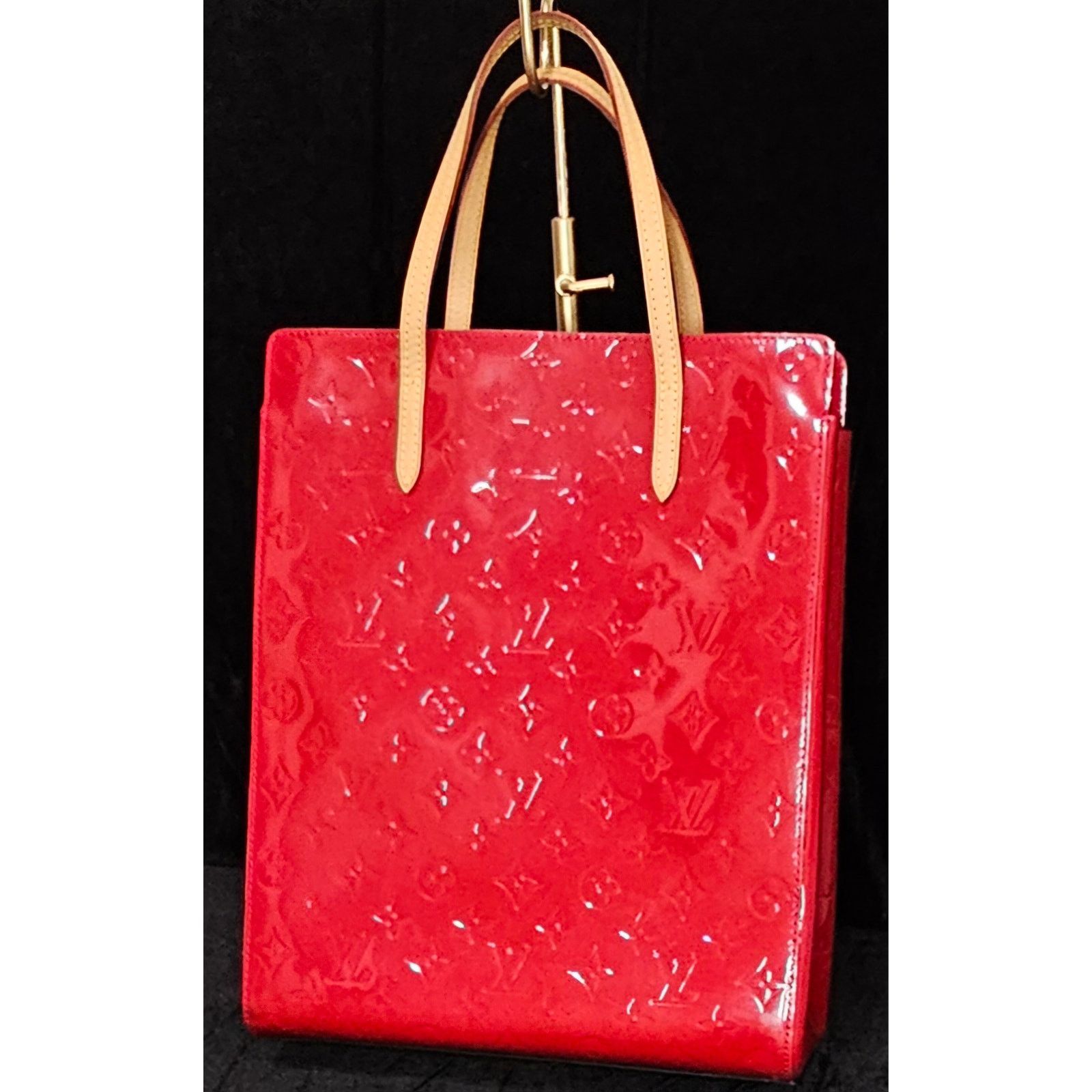 Louis Vuitton Louis Vuitton Red Monogram Vernis Reade MM Tote Size ONE SIZE - 3 Thumbnail