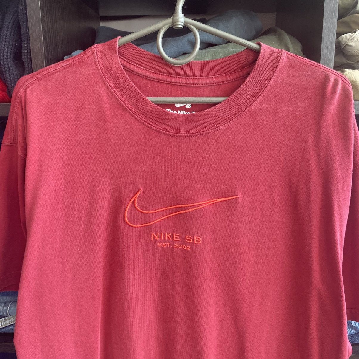 Nike Mens Nike SB Big swoosh logo y2k streetwear tee Size US M / EU 48-50 / 2 - 2 Thumbnail