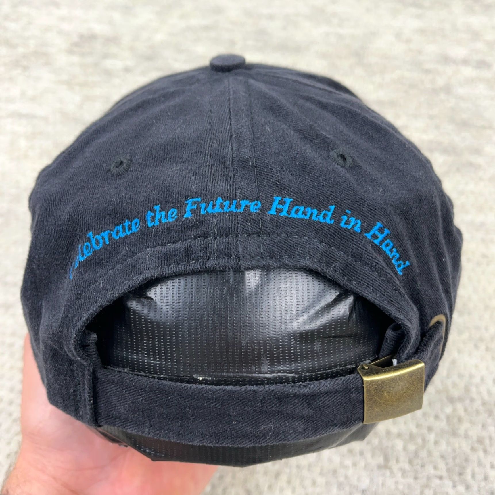 Disney VINTAGE Disney Hat Cap Baseball Cap Mens One Size Black 90s Goofy Mickey Donald Cartoon Logo Adjustable Strap Back Size ONE SIZE - 4 Thumbnail