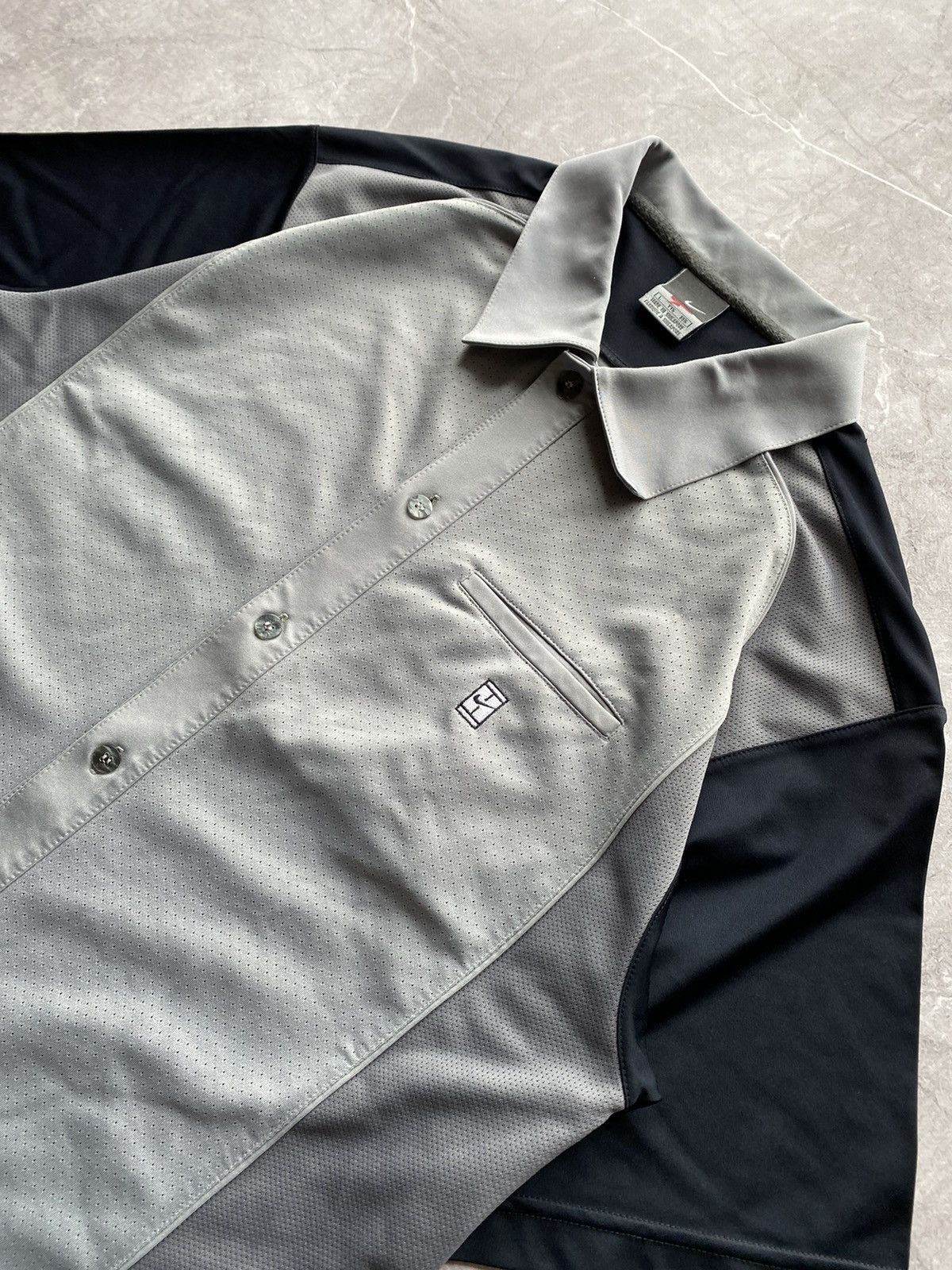 Nike Vintage Nike Court Two-Tone Tennis Polo Shirt Grey Navy Size US L / EU 52-54 / 3 - 4 Thumbnail