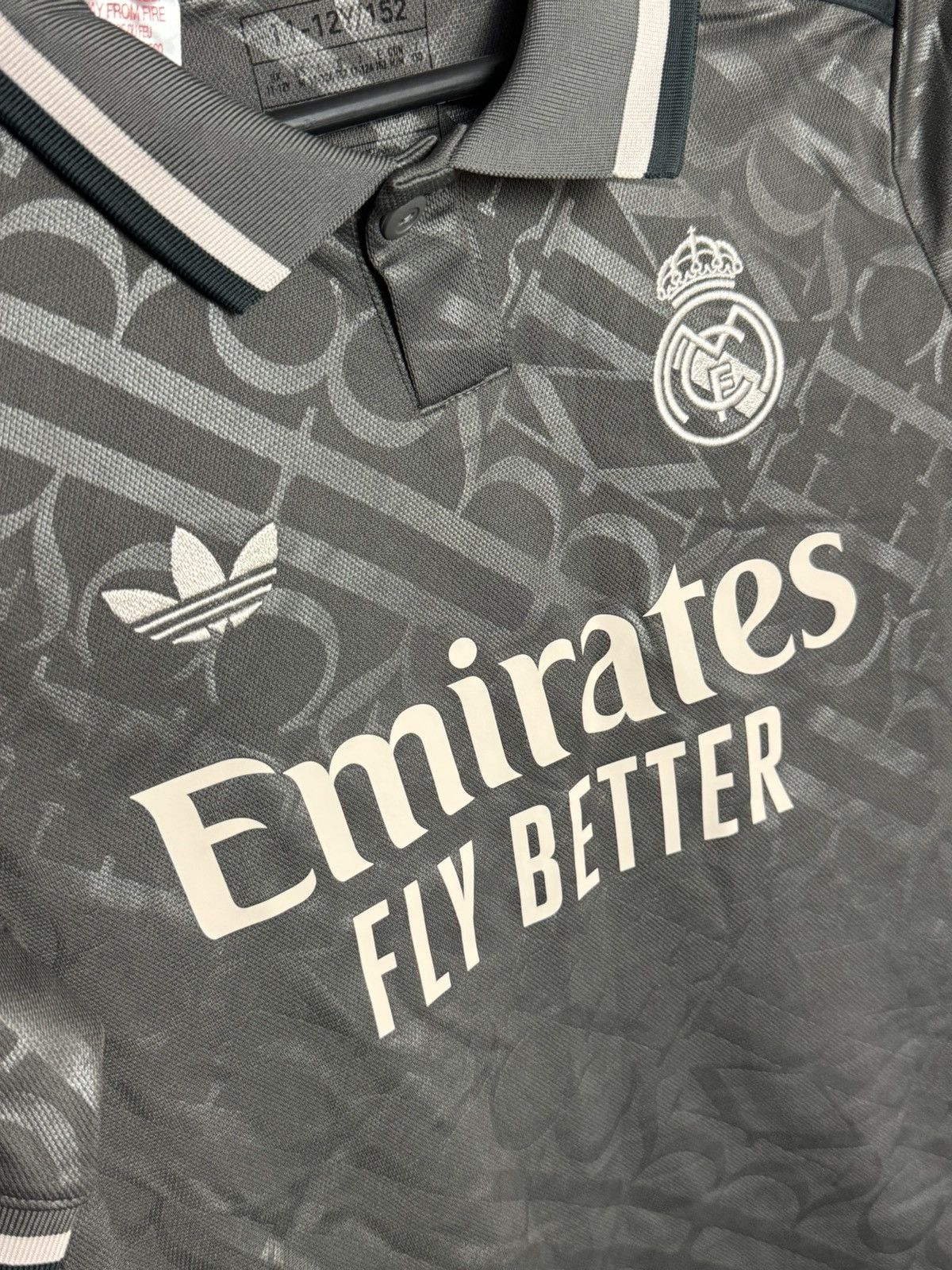Adidas KIDS New Real Madrid 24/25 Third Vinicius Jr Football Jersey Size US XS / EU 42 / 0 - 4 Thumbnail