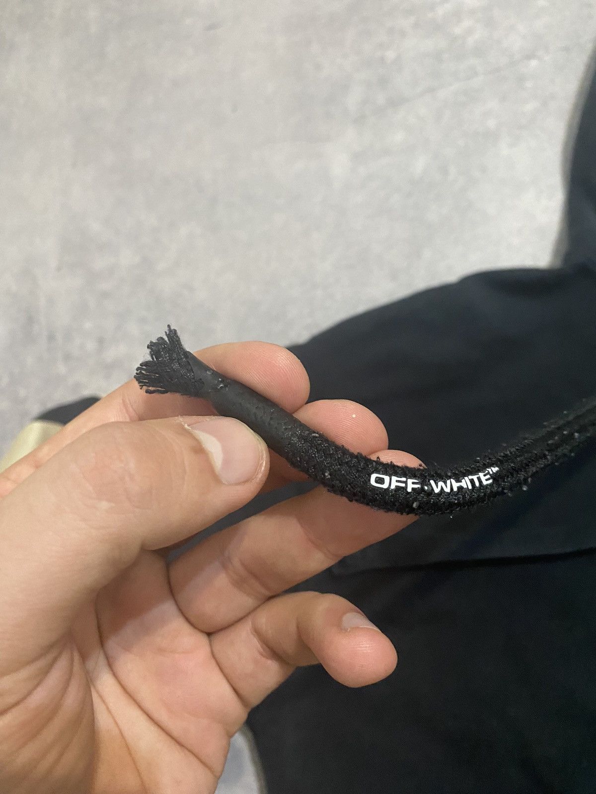 Off-White Off-White Gold Tape Arrow Hoodie Size XXS Size US XXS / EU 40 - 12 Thumbnail