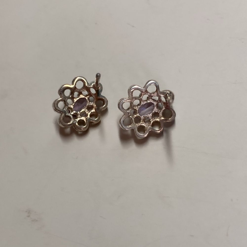 Vintage Amethyst Earrings Set in 925 Sterling Size ONE SIZE - 5 Thumbnail