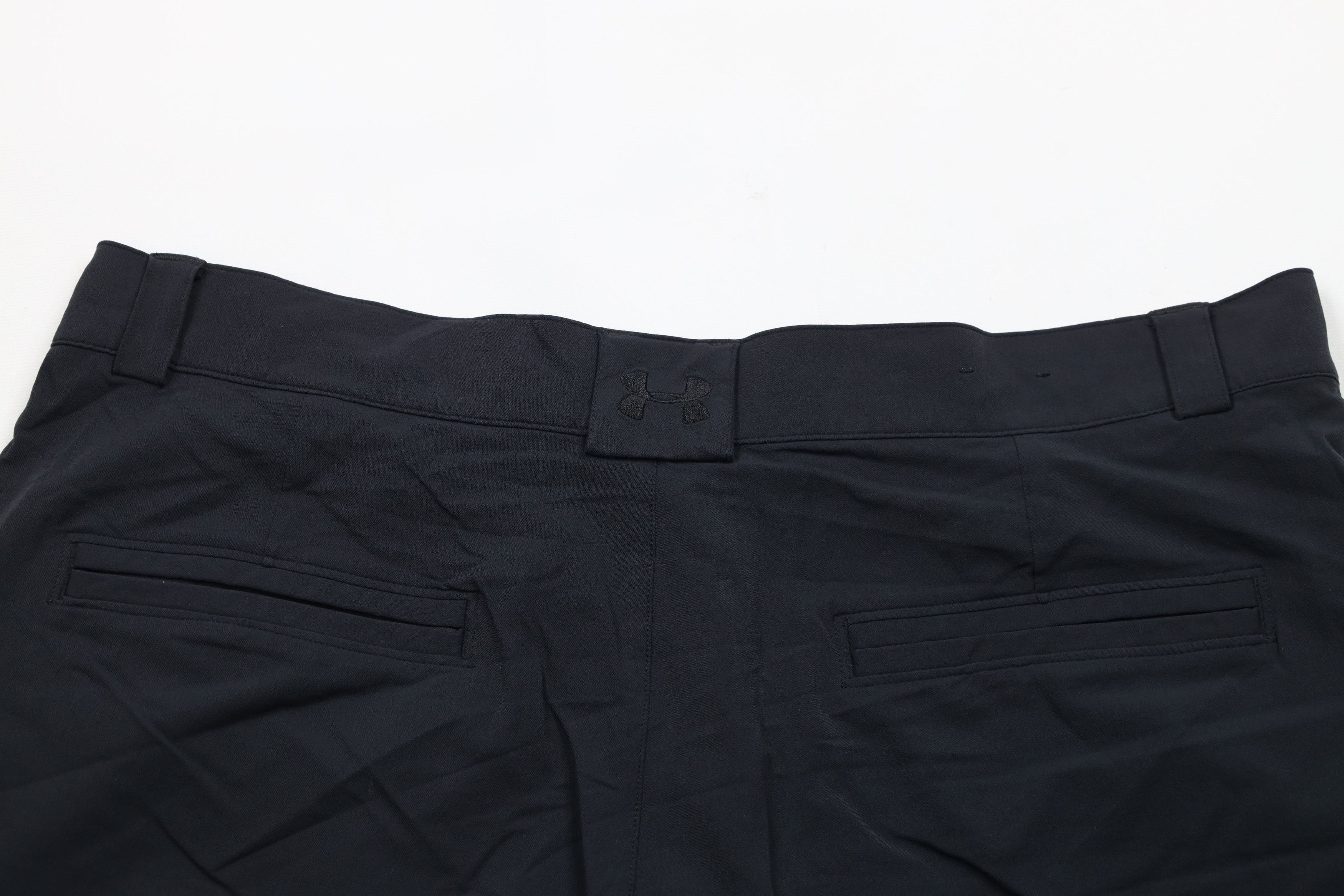 Under Armour × Vintage Vintage Under Armour Front Tech Golfing Golf Chino Shorts Size US 38 / EU 54 - 8 Thumbnail