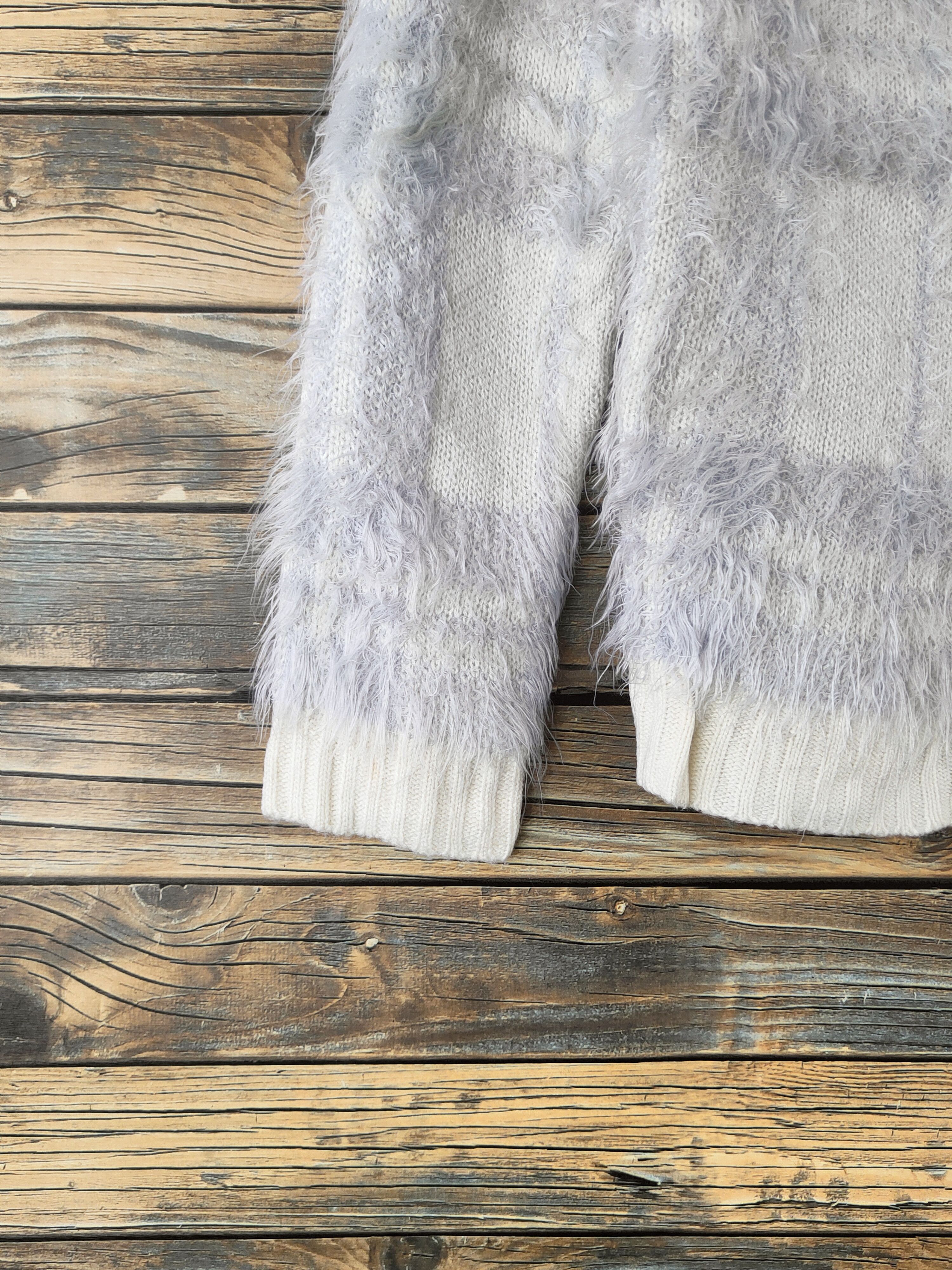 Japanese Brand DL Luccica Cream Purple Fur Mohair Knitwear #46-988 Size M / US 6-8 / IT 42-44 - 4 Thumbnail