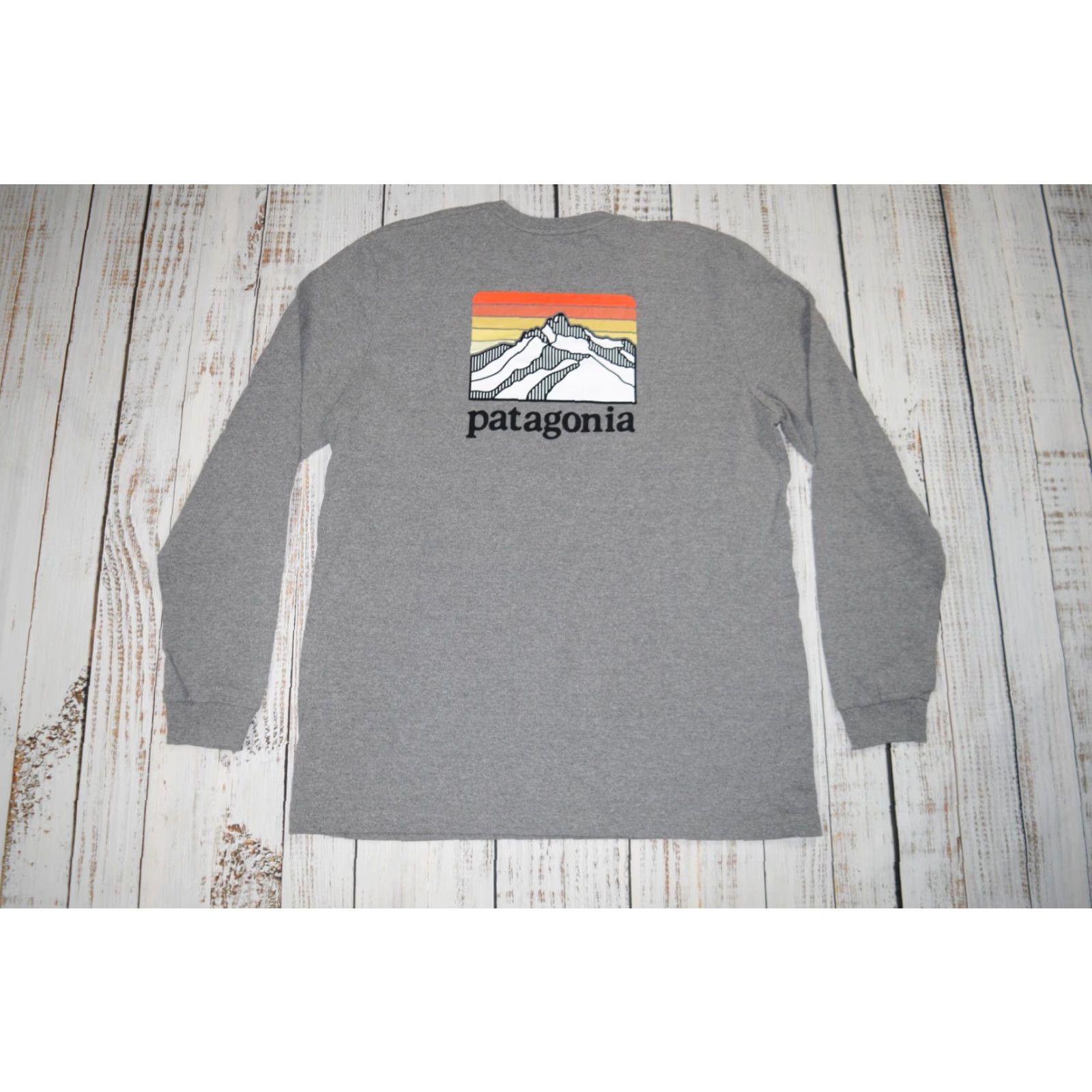 Patagonia PATAGONIA MENS P-6 LOGO LONG SLEEVE T-SHIRT GREY REGULAR FIT L Size US L / EU 52-54 / 3 - 5 Thumbnail