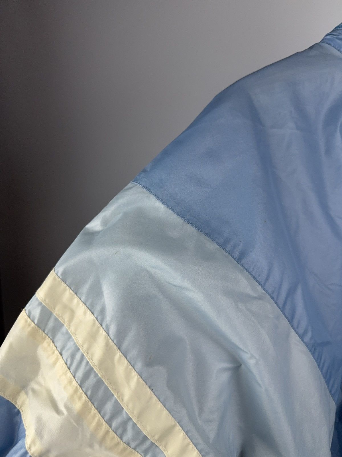 Adidas Vintage Adidas Trefoil Windbreaker Jacket Light Blue 80s L Size US L / EU 52-54 / 3 - 18 Thumbnail