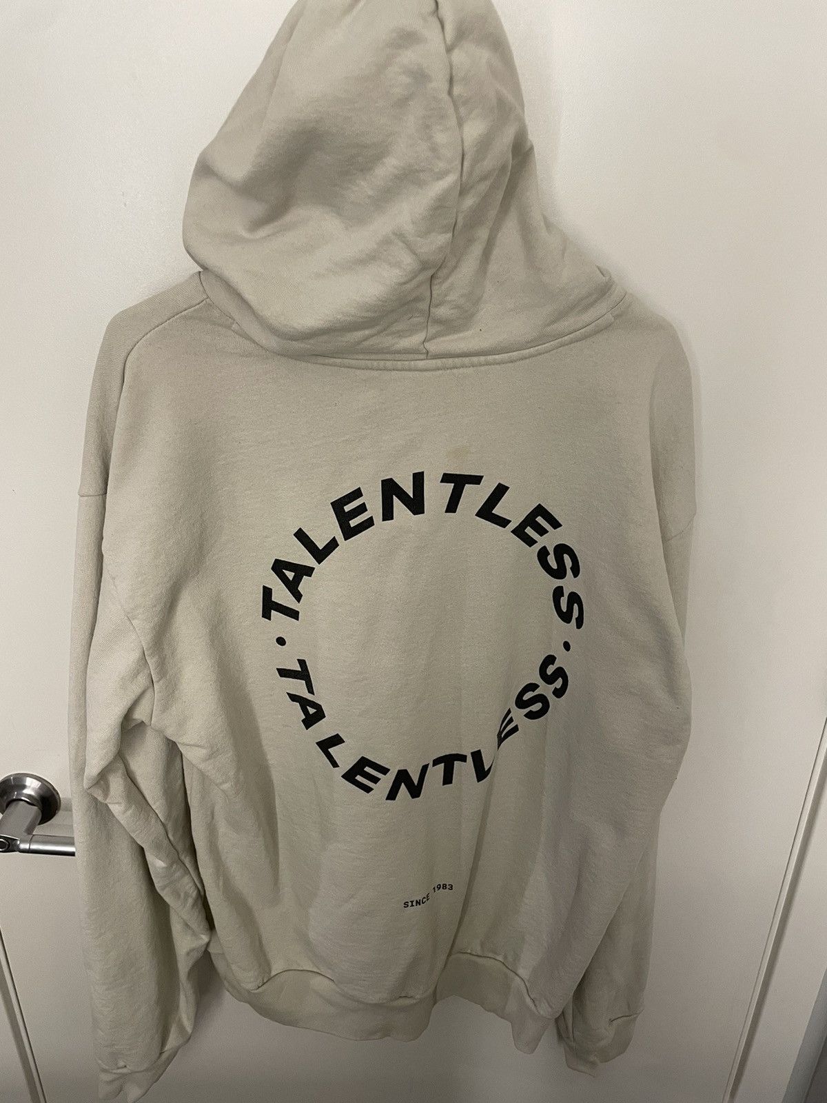 NEW TALENTLESS CIRCLE LOGO PREMIUM UNISEX HOODIE popular BONE SZ 2XL