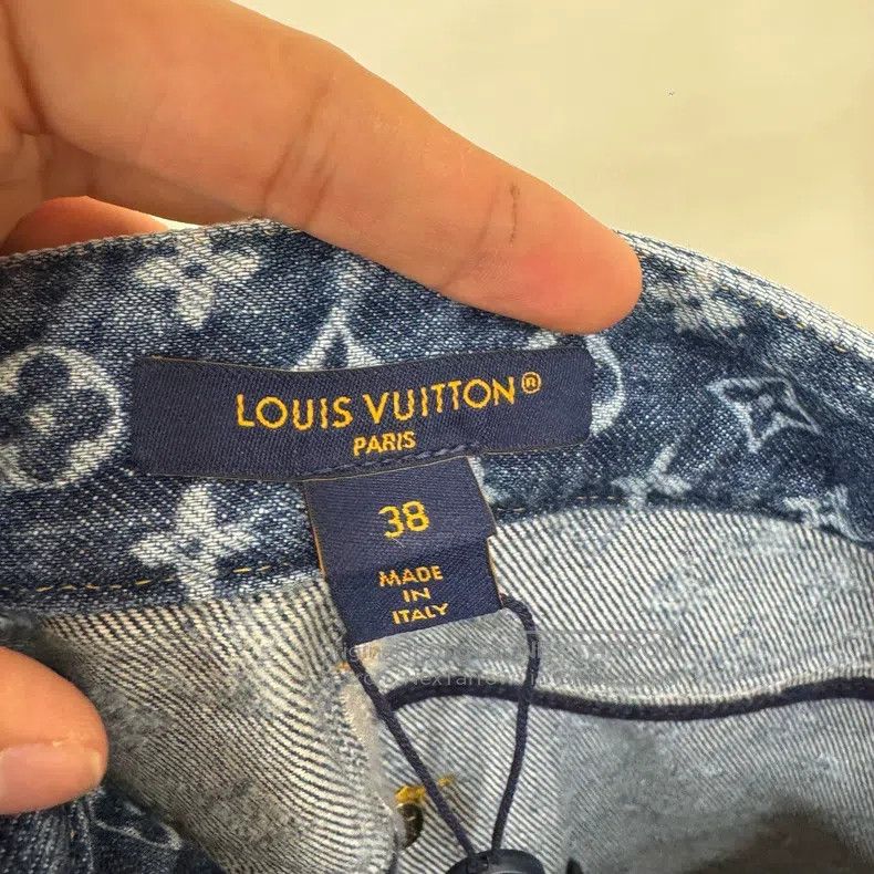 Louis Vuitton Louis Vuitton 25 Blue Full Print Shorts Size US 38 / EU 54 - 3 Thumbnail