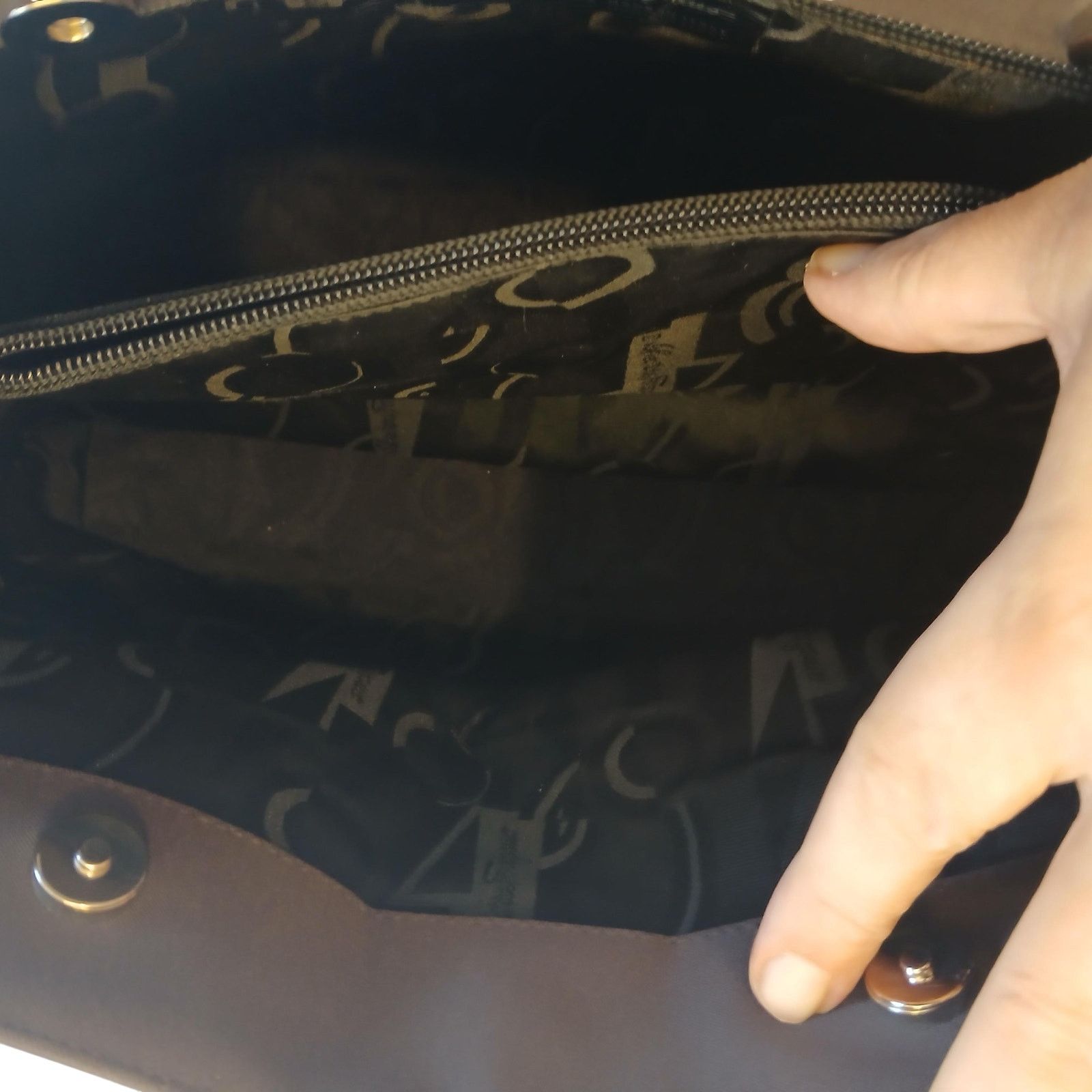 Salvatore Ferragamo Salvatore Ferragamo Vala Tote in Brown with Logo Chain Strap Size ONE SIZE - 15 Thumbnail