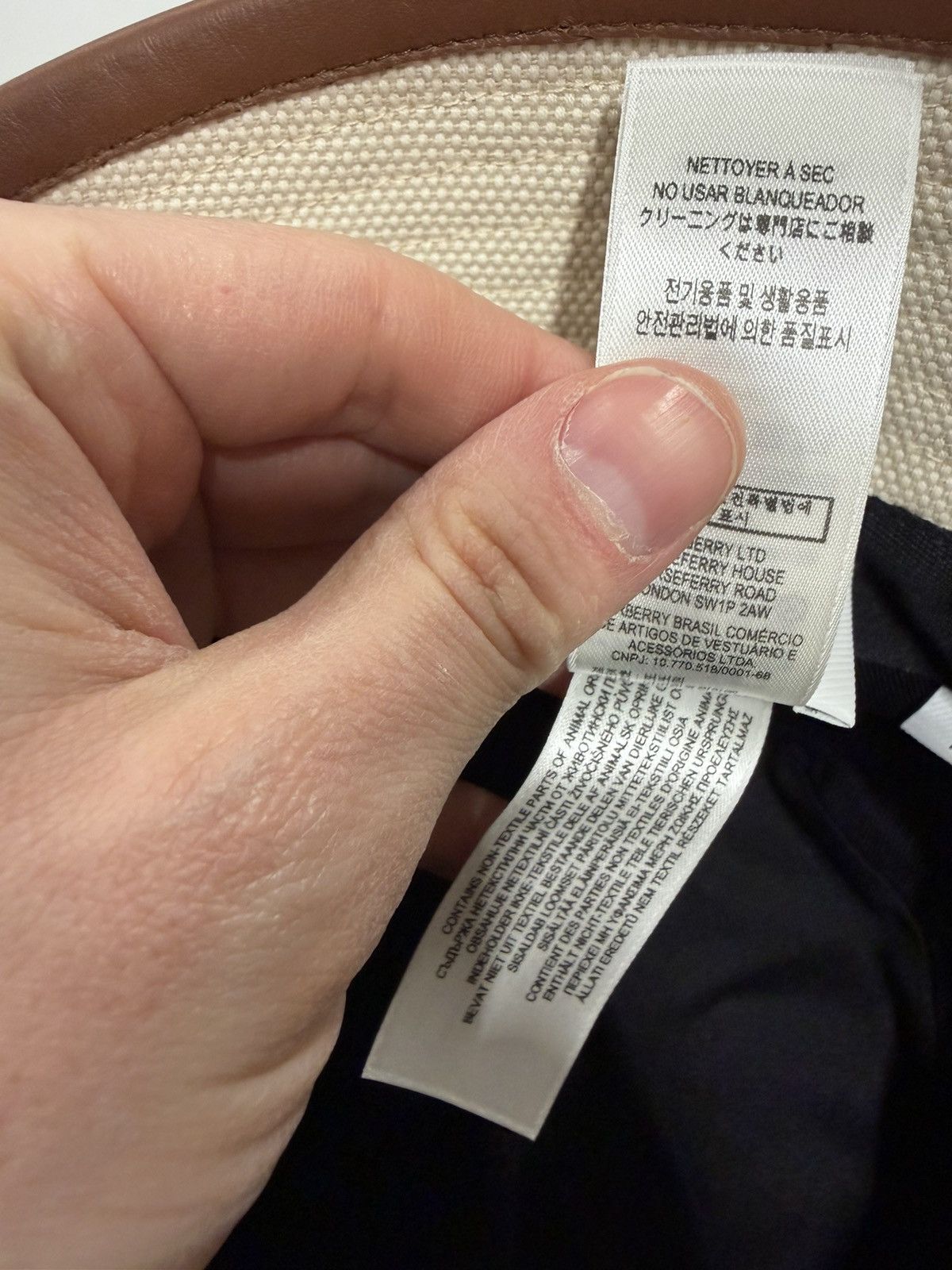 Burberry Burberry Logo Crest Bucket Hat NEW 500$ M Size ONE SIZE - 5 Thumbnail