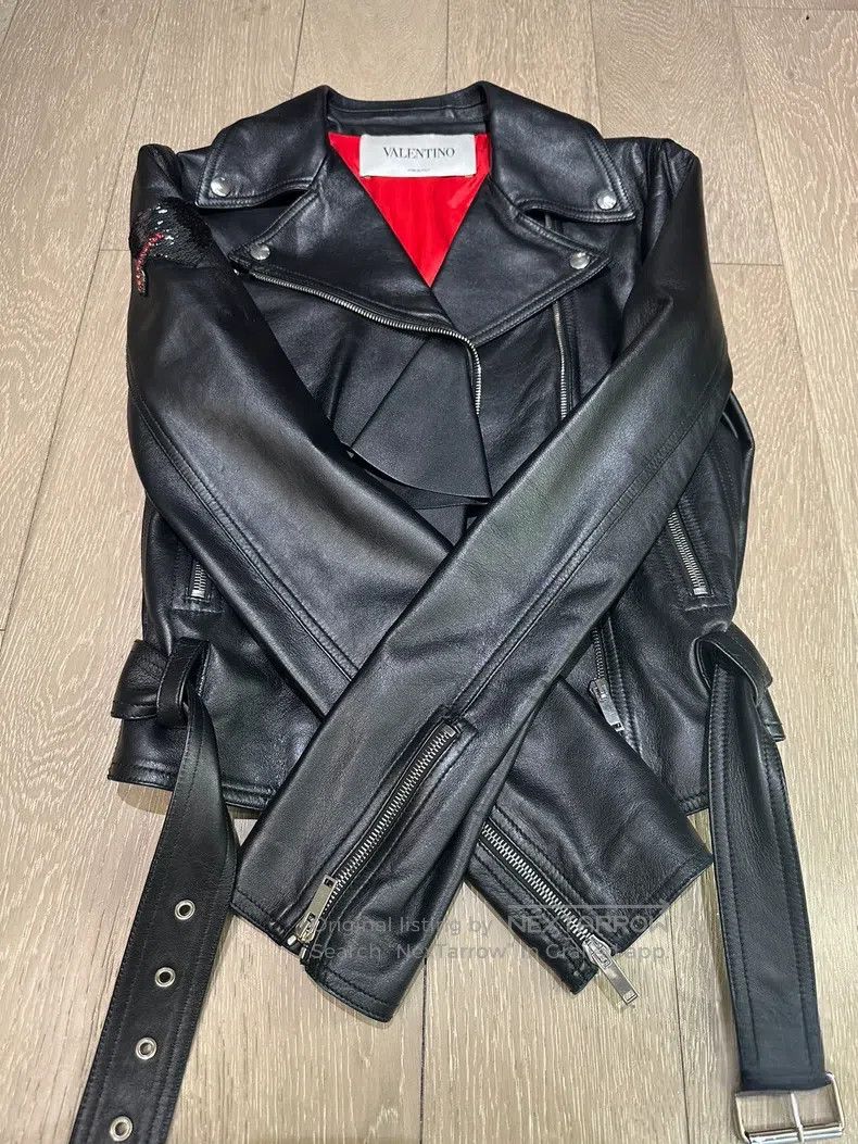 Valentino Valentino Black leather coat Size M / US 6-8 / IT 42-44 - 1 Thumbnail