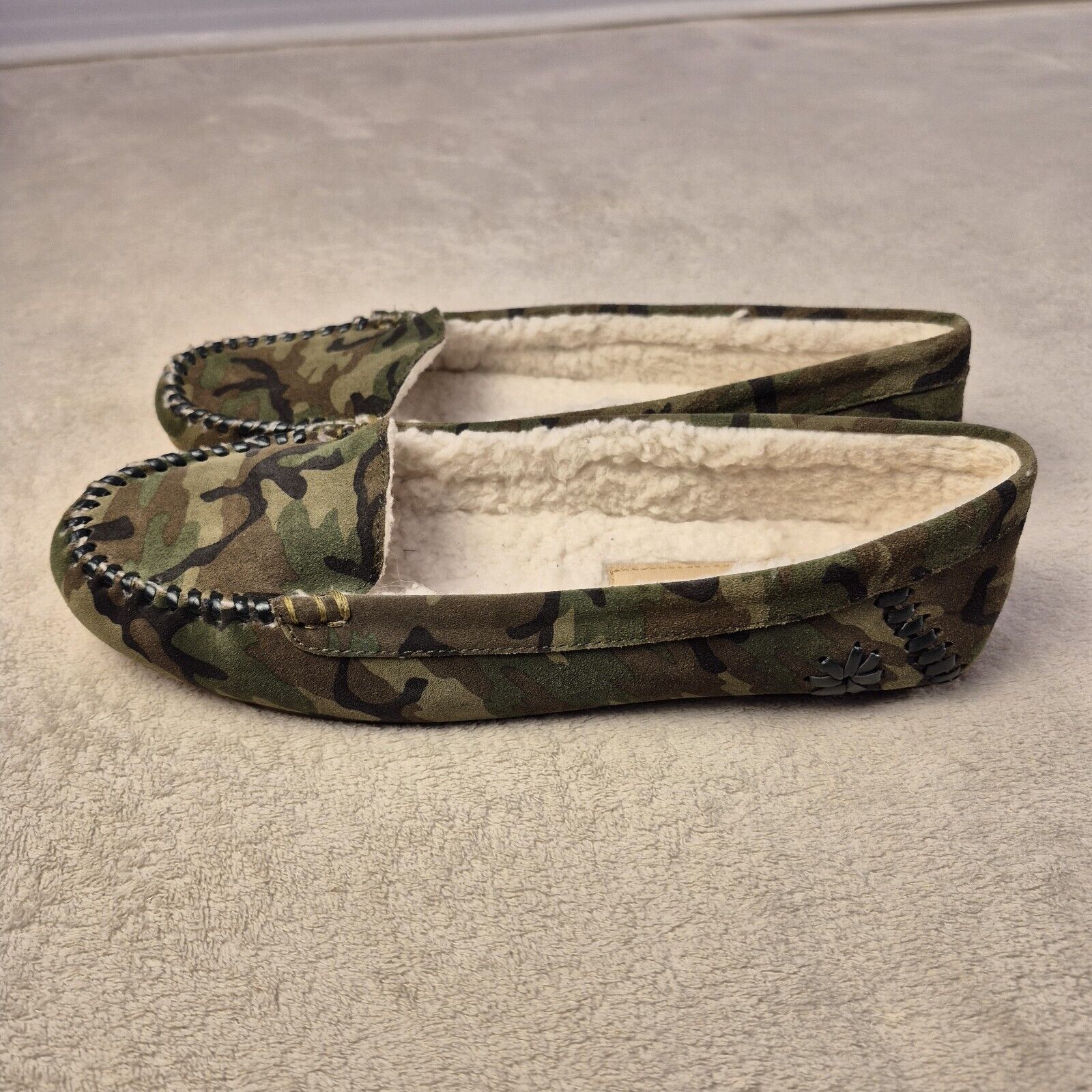 Jack Rogers Jack Rogers Sherpa Lined Moccasins Millie Camo S 9B Rubber Size US 9 / IT 39 - 3 Thumbnail