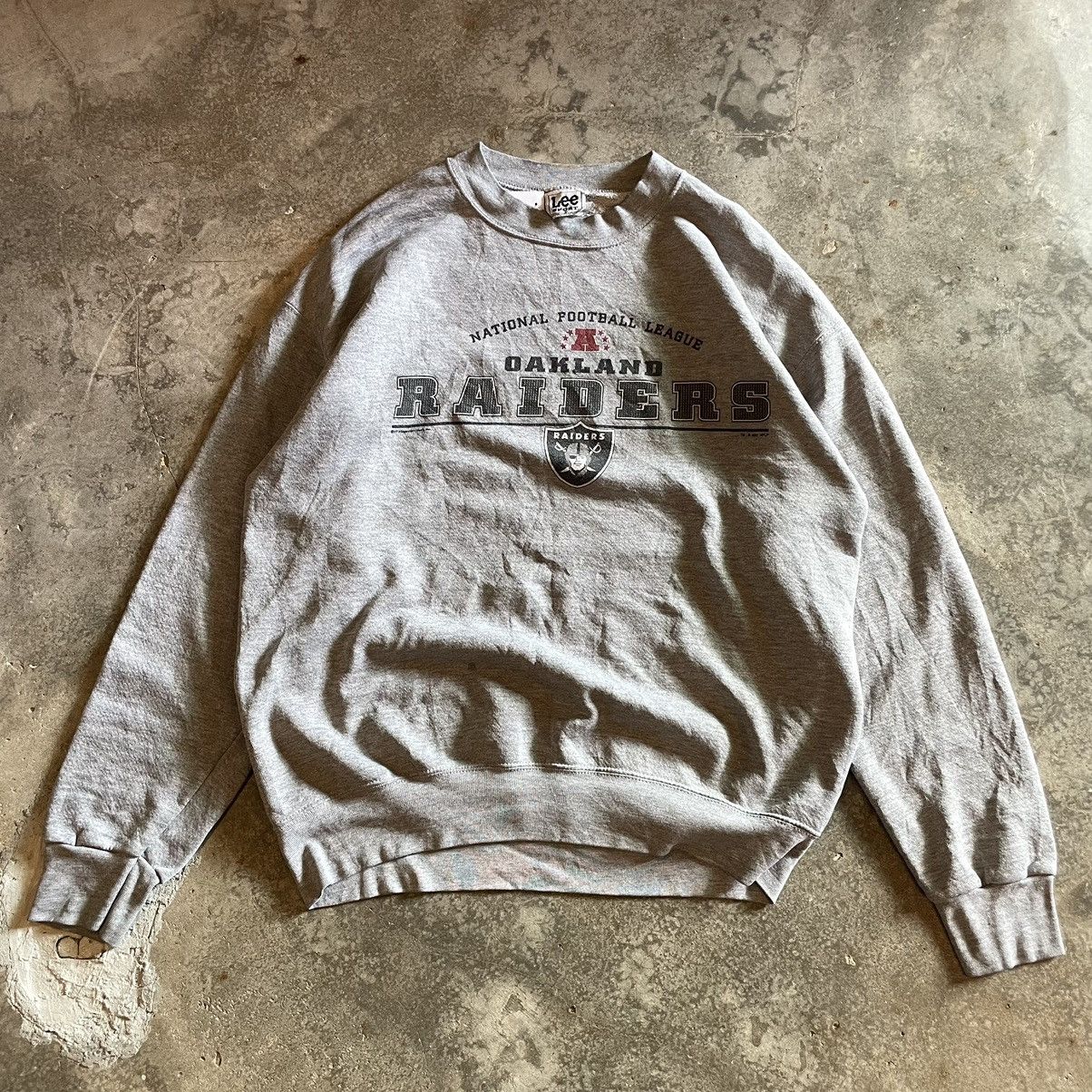 Lee × NFL Vintage Lee Raiders NFL Crewneck Size US L / EU 52-54 / 3 - 1 Thumbnail
