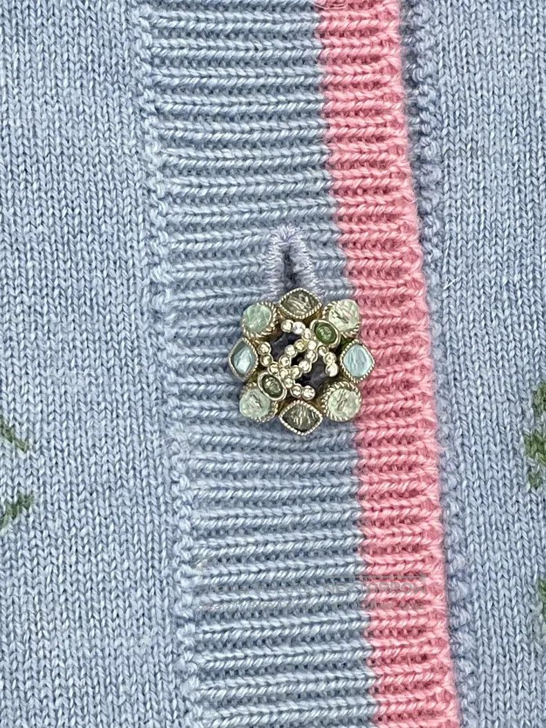 Chanel Chanel Blue floral double C rhinestone buckle short-sleeve Size XXS / US 00 / IT 34 - 3 Thumbnail