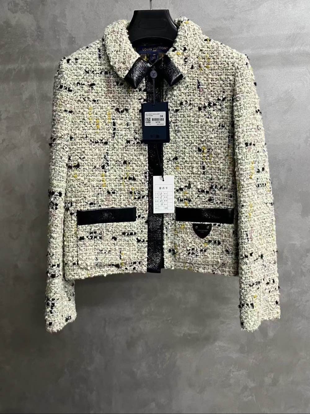 Louis Vuitton Louis Vuitton Tweed Jacket Size 38 Size S / US 4 / IT 40 - 1 Thumbnail