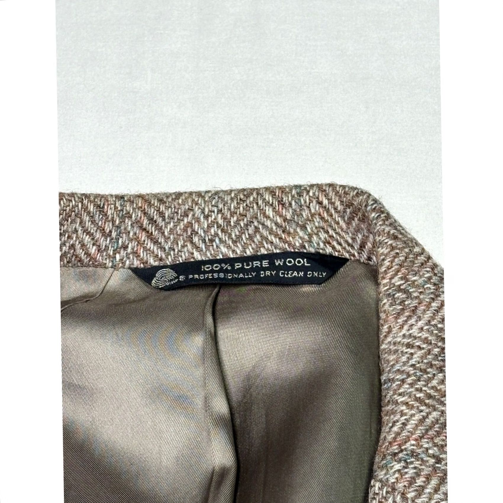 Jos. A. Bank VINTAGE Jos. A. Bank Harris Tweed Brown Herringbone Wool Blazer Sport Coat 42L Mens Size 42R - 4 Thumbnail
