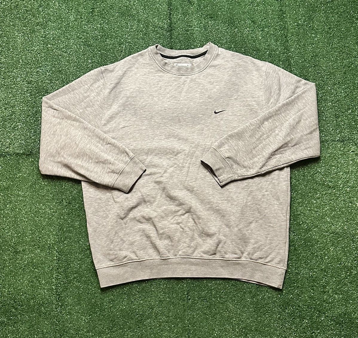 Nike Vintage Y2K Silver Tag Nike Grey Crewneck Size XXL Size US XXL / EU 58 / 5 - 1 Thumbnail