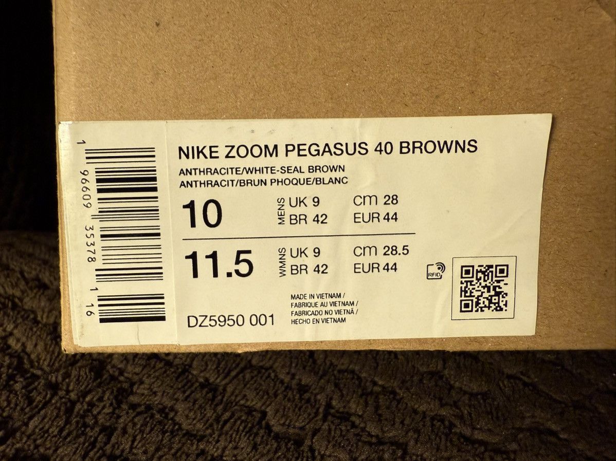 Nike Nike Air Zoom Pegasus 40 NFL “Cleveland Browns” New in Box! Size US 10 / EU 43 - 5 Thumbnail