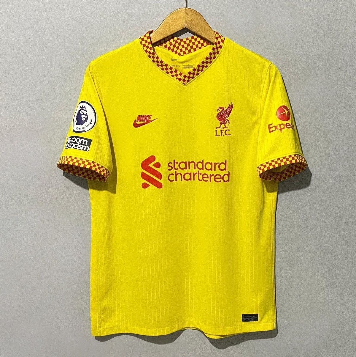 Nike Liverpool 2021-2022 Third Jersey Diogo Jota Size US L / EU 52-54 / 3 - 1 Thumbnail