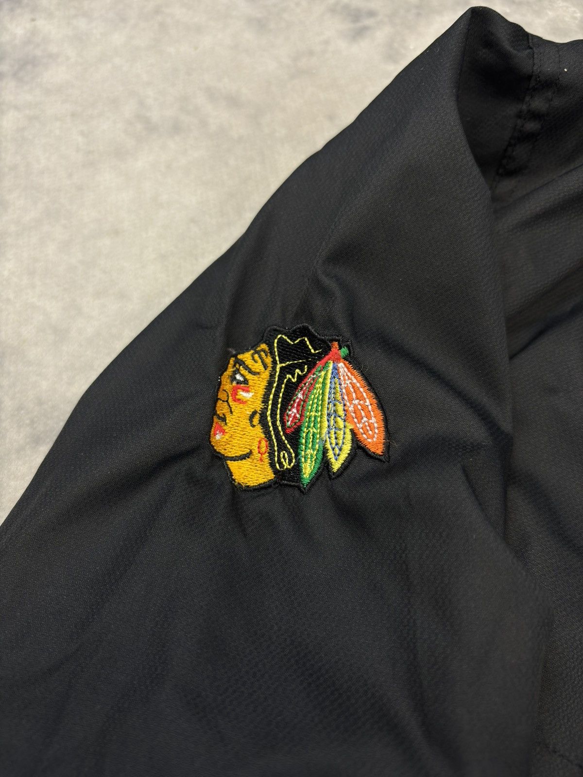 NHL × Vintage Vintage Blackhawks Hockey nhl light jacket 90s y2k USA Size US M / EU 48-50 / 2 - 3 Thumbnail